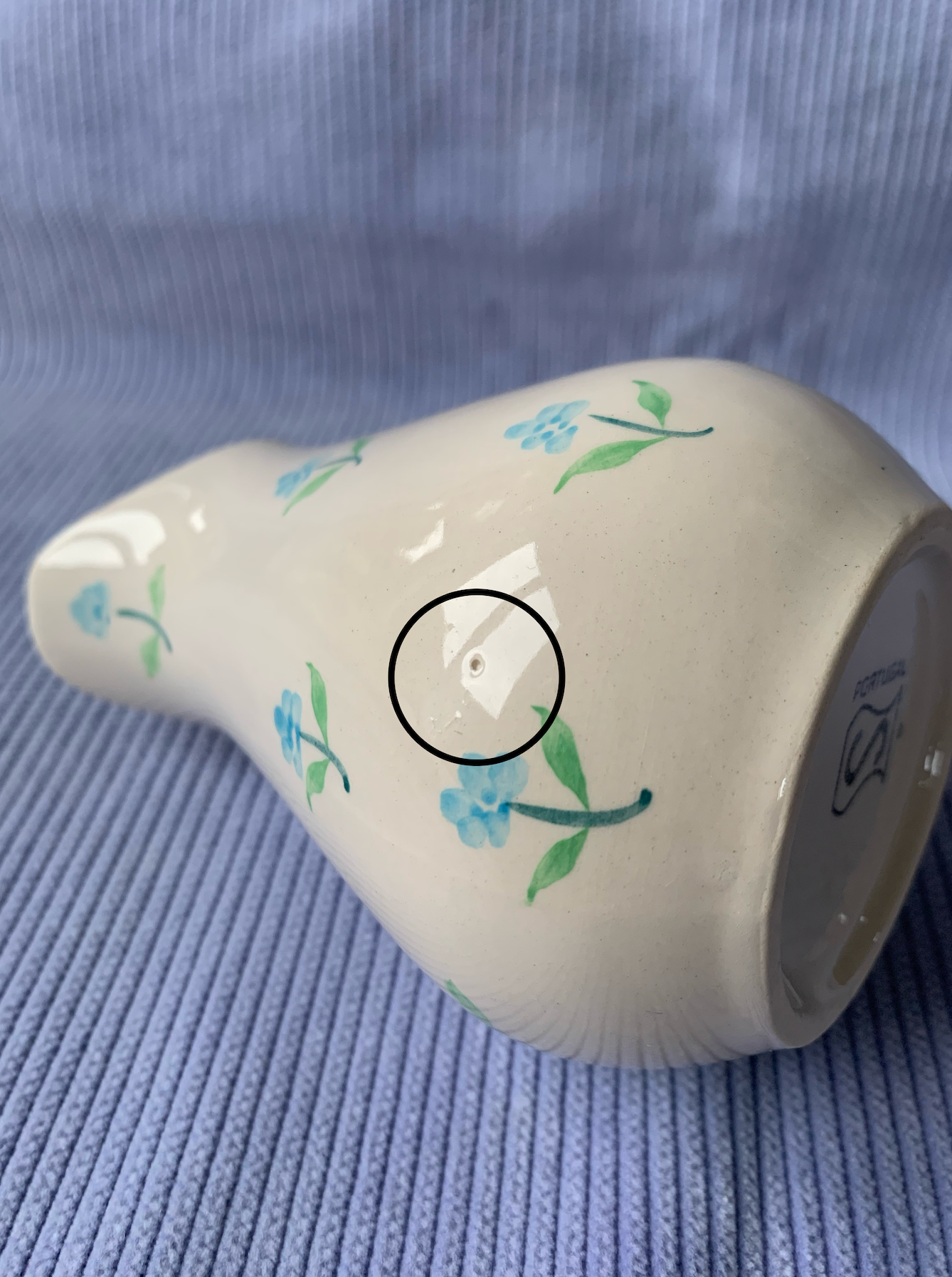 Petit pot à lait fleuri en céramique