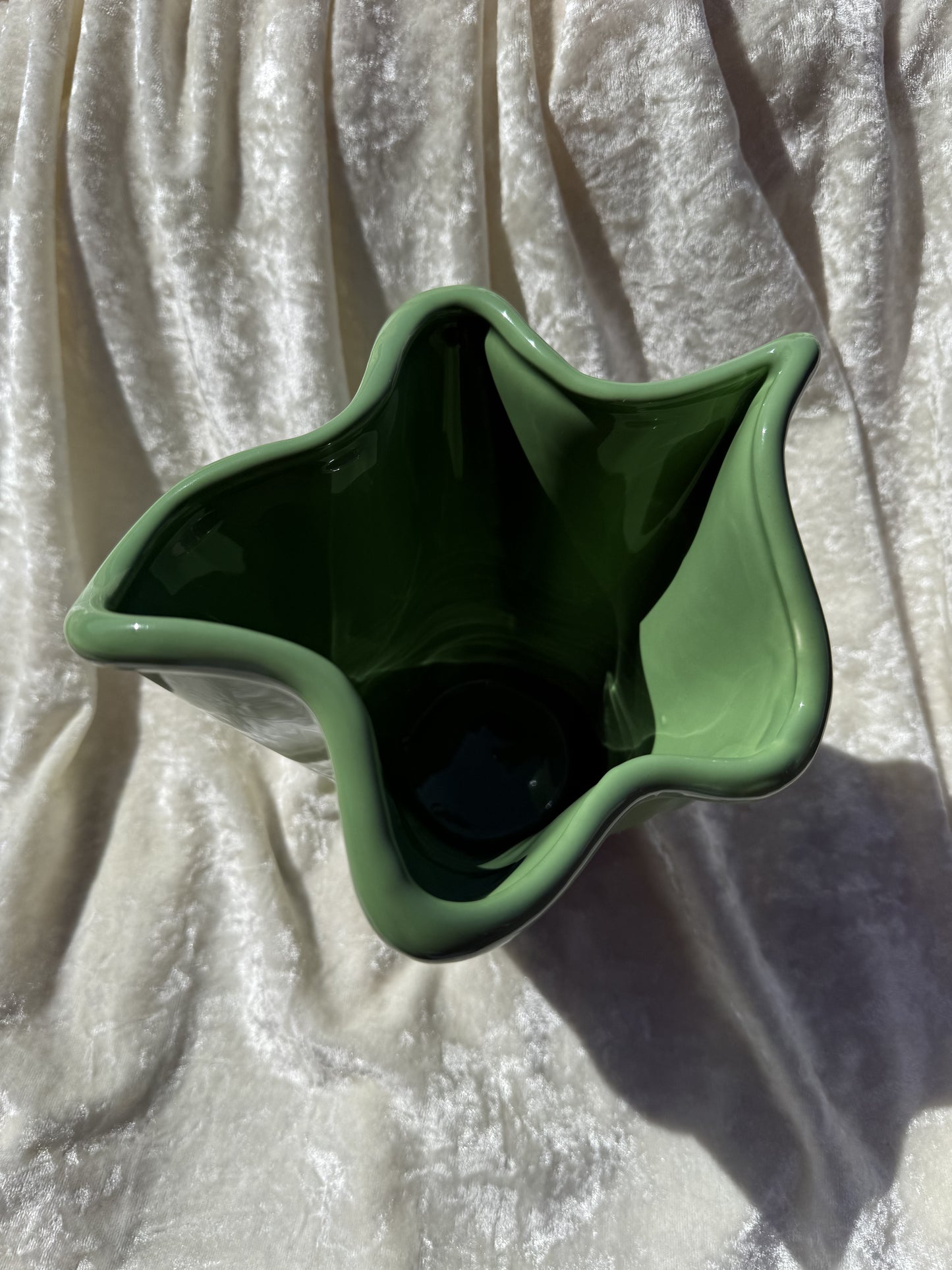 Pot de fleurs en céramique forme originale