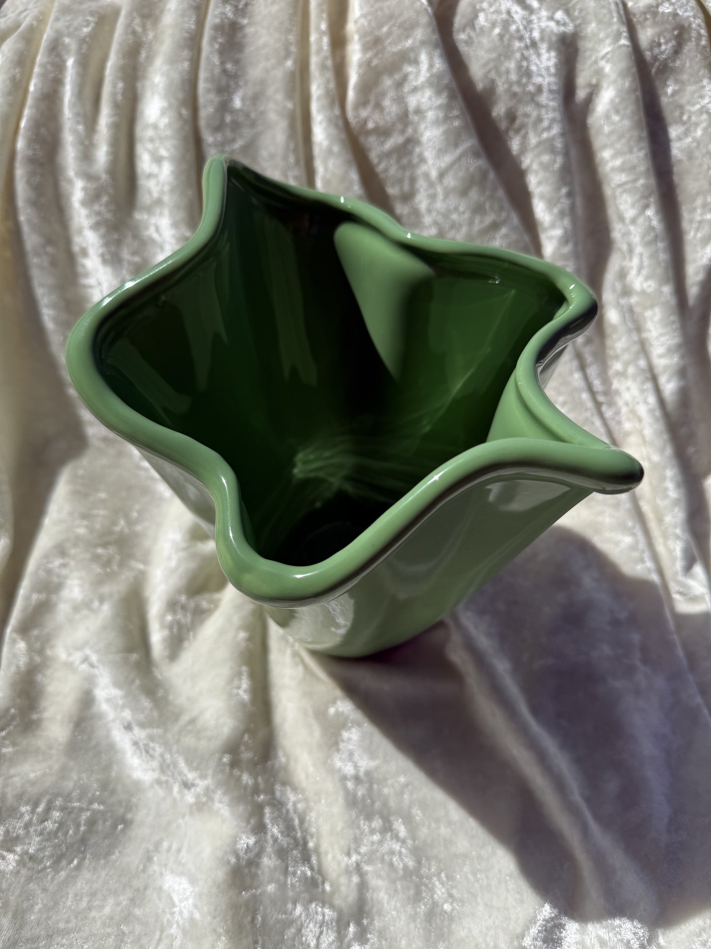 Pot de fleurs en céramique forme originale