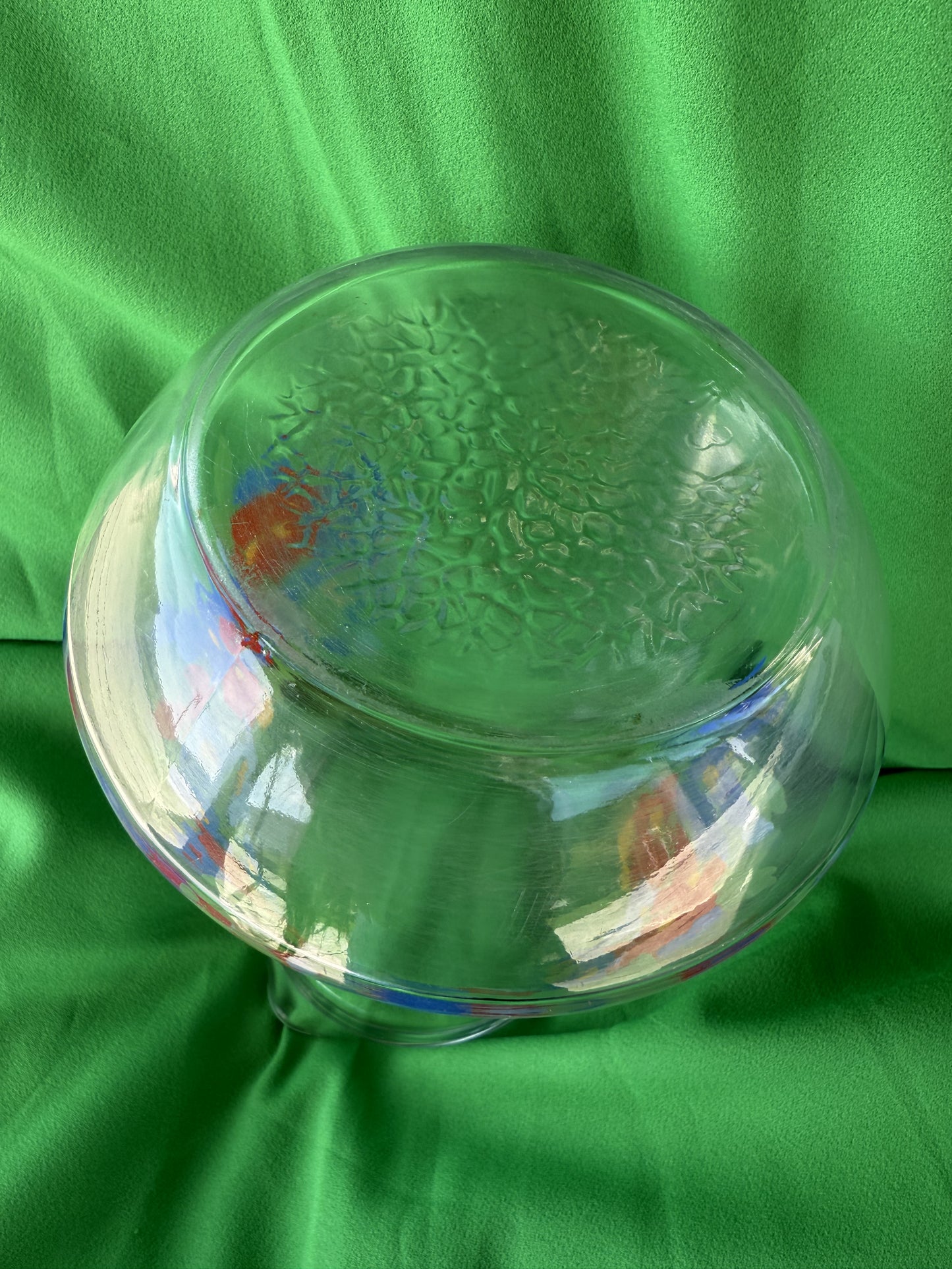 Carafe en verre transparent motifs fleurs France