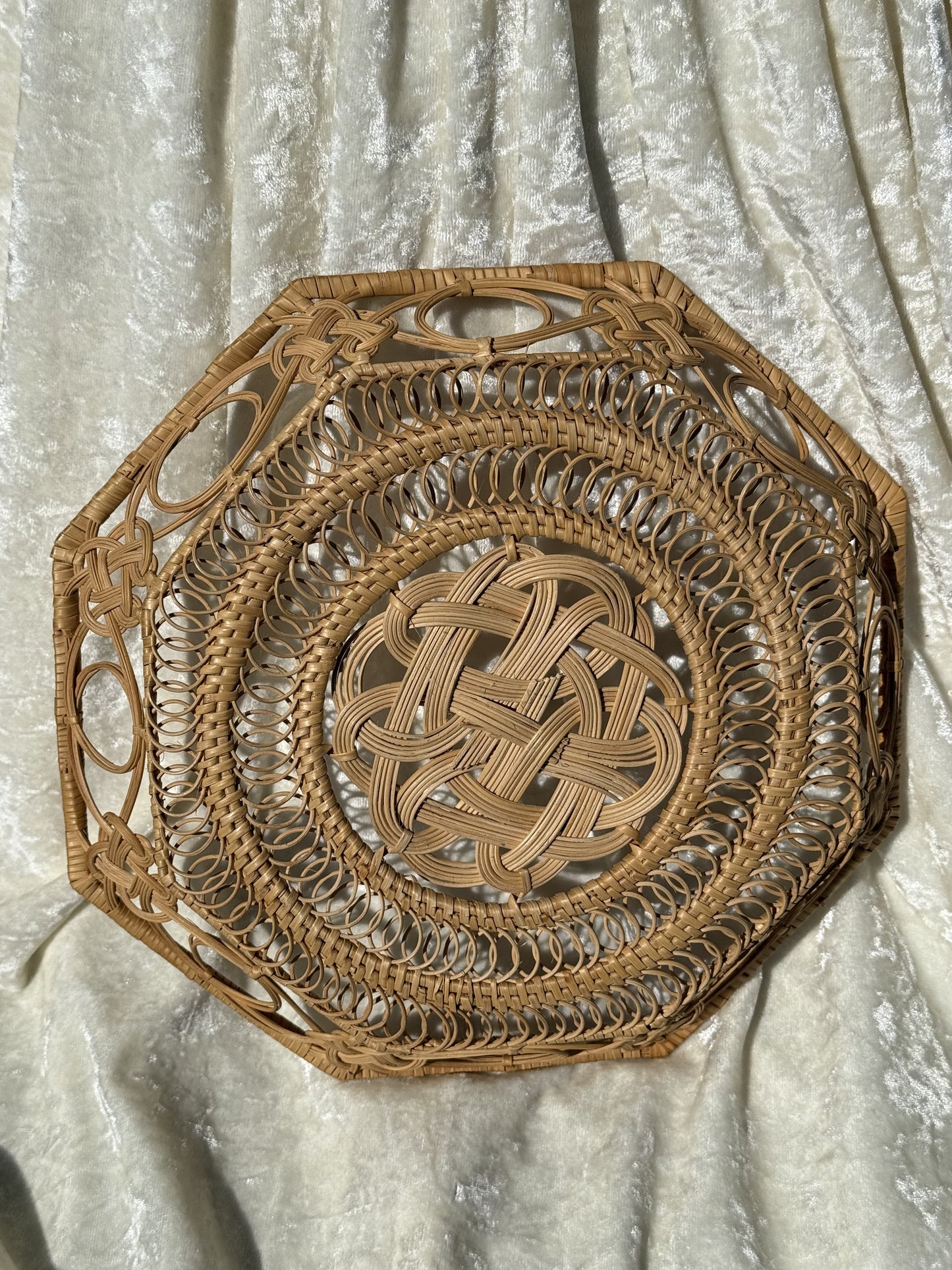 Panier / corbeille en forme octogonale