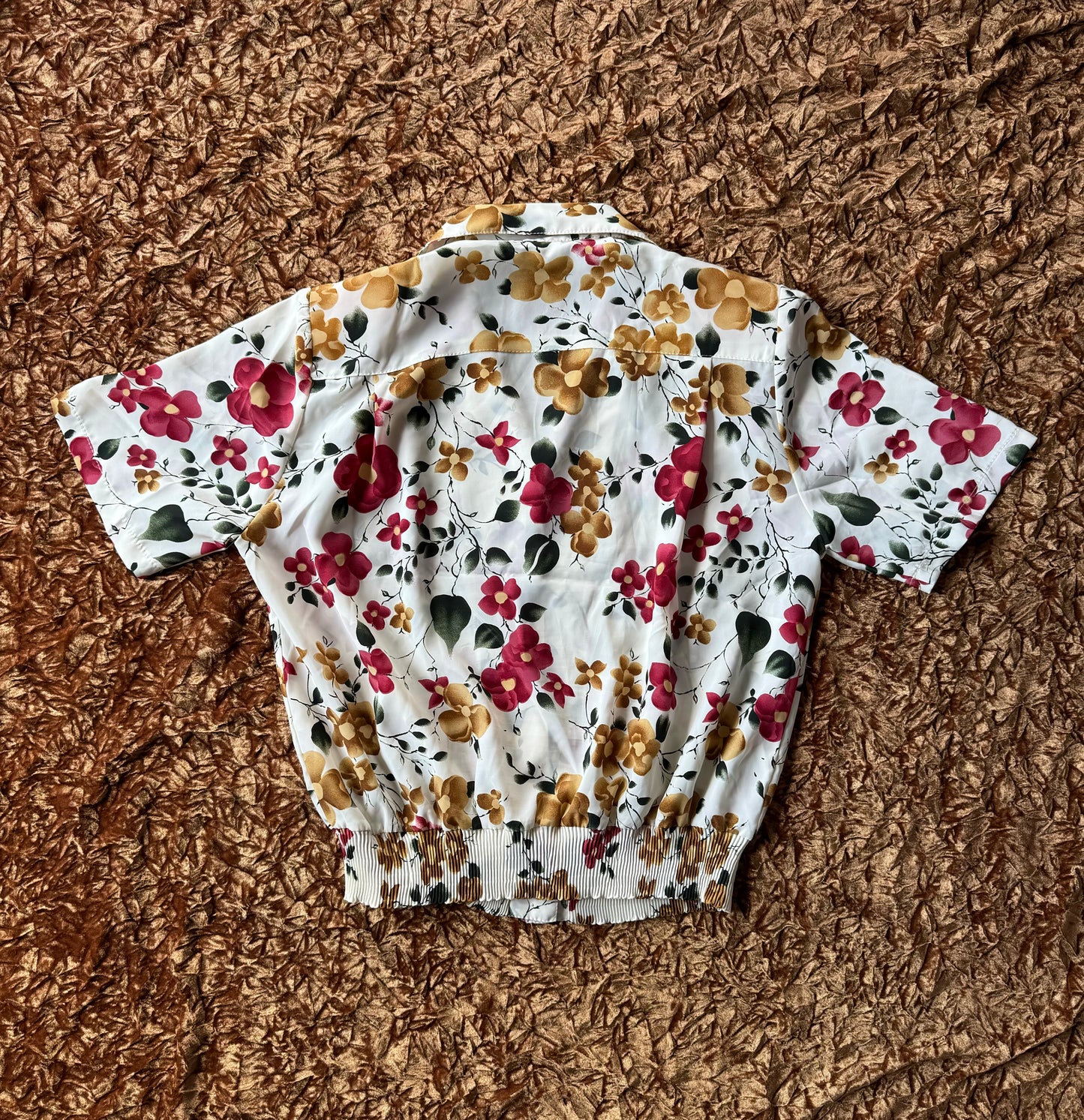 Chemise vintage fleurie à manches courtes T.S-M-L