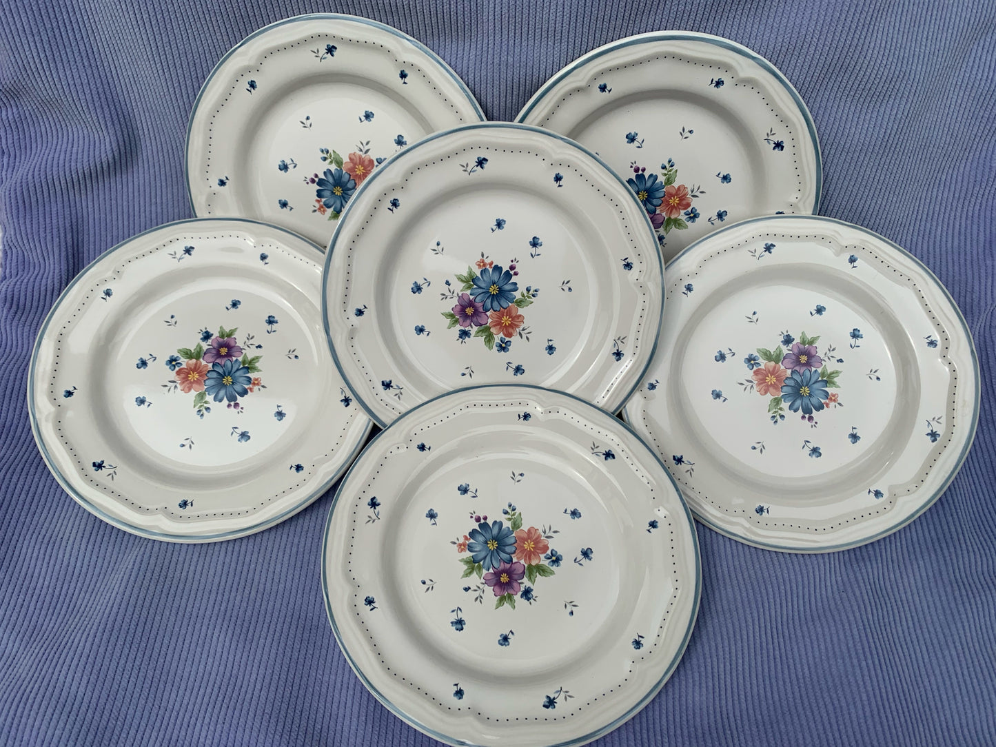 Six assiettes à dessert Provincial Bouquet