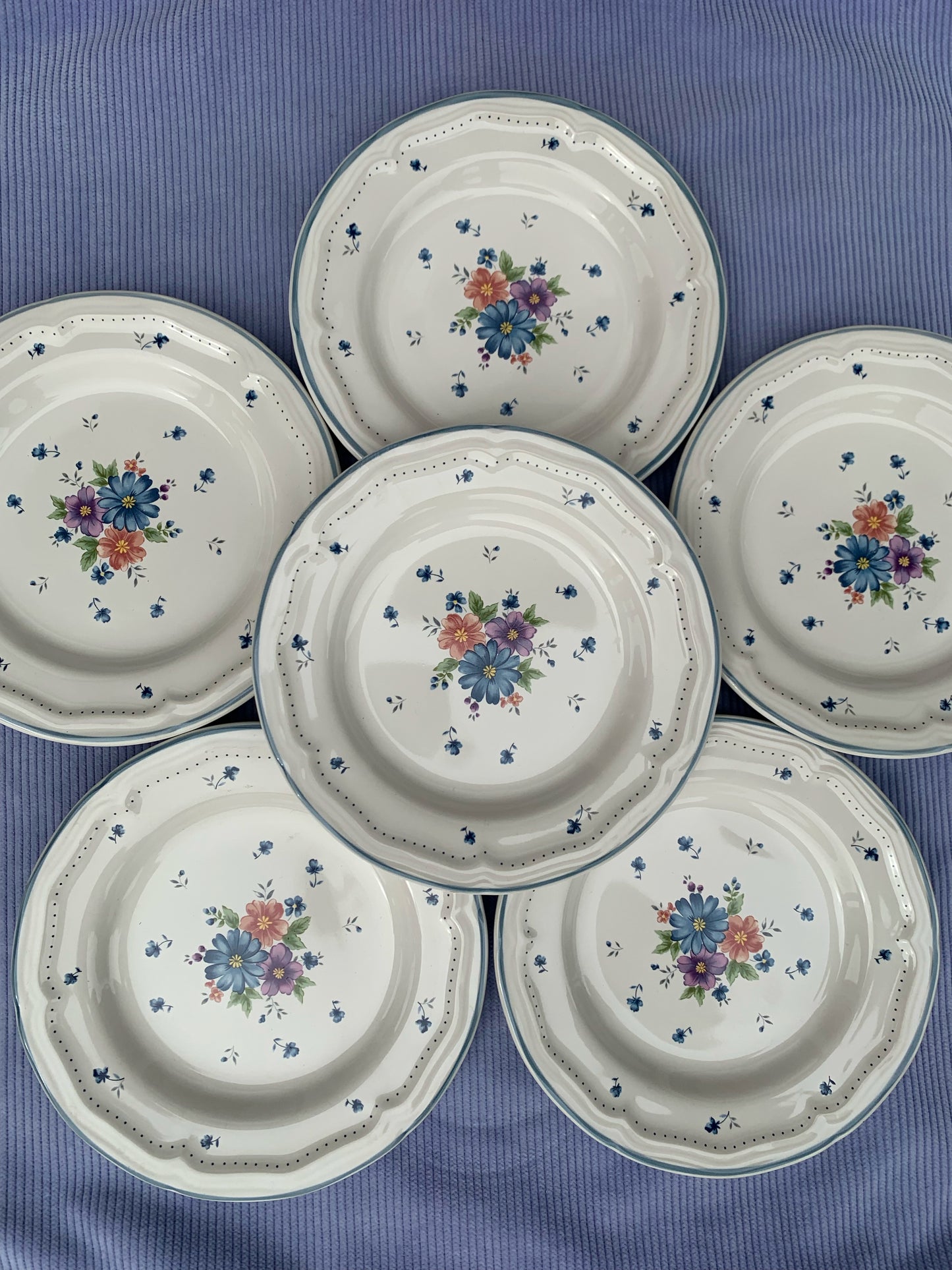 Six assiettes à dessert Provincial Bouquet