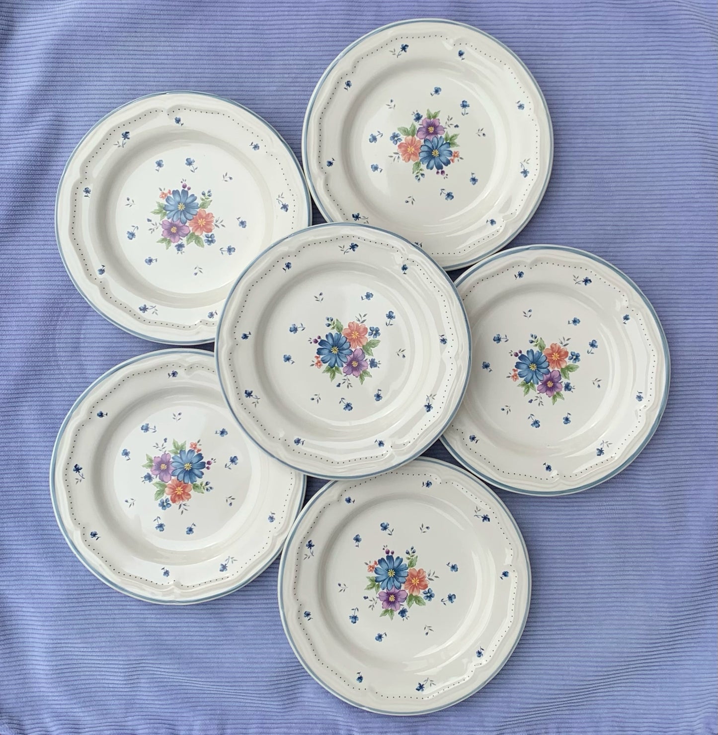Six assiettes à dessert Provincial Bouquet