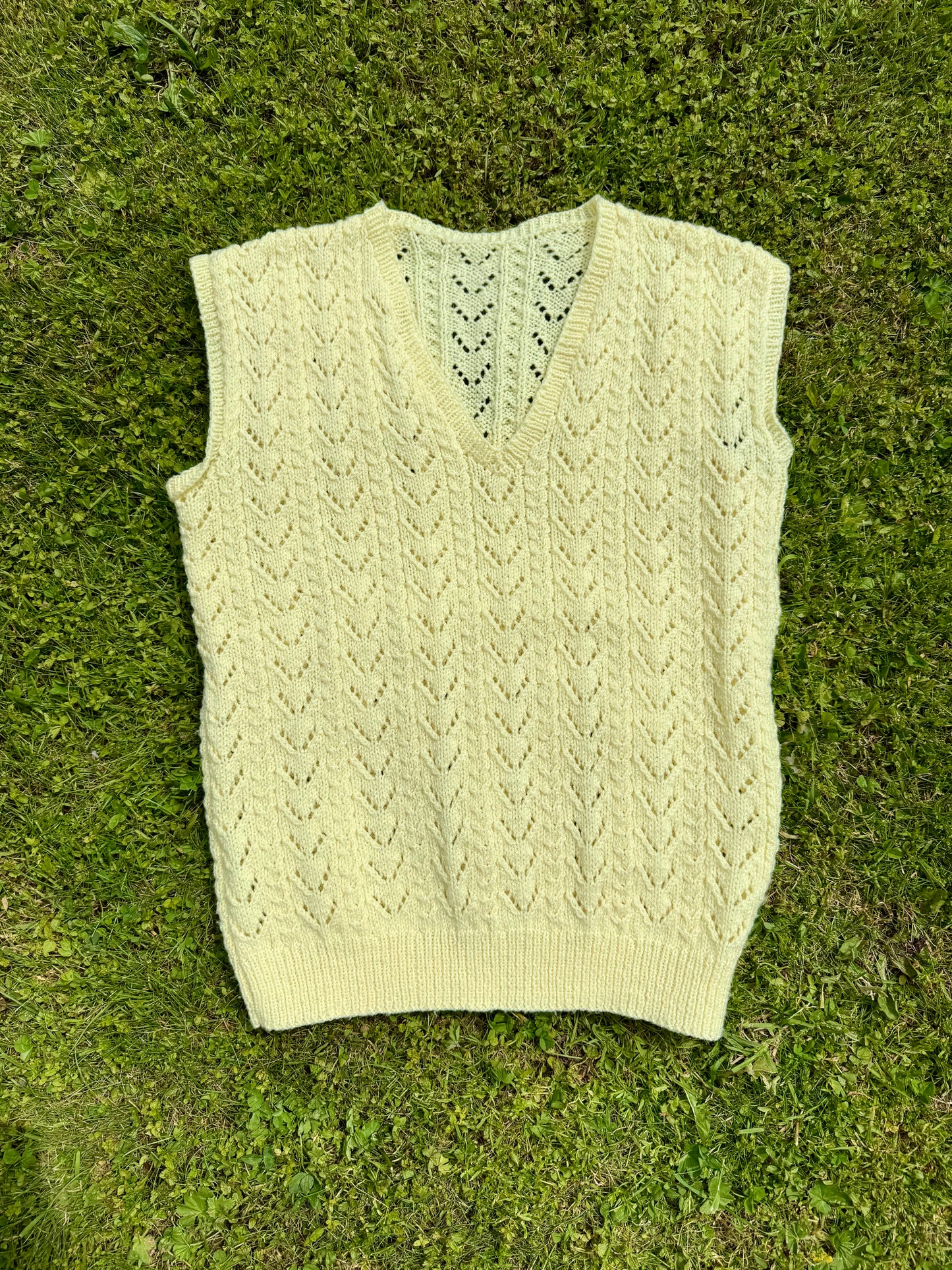 Pull / gilet sans manche en laine T.M-L-XL