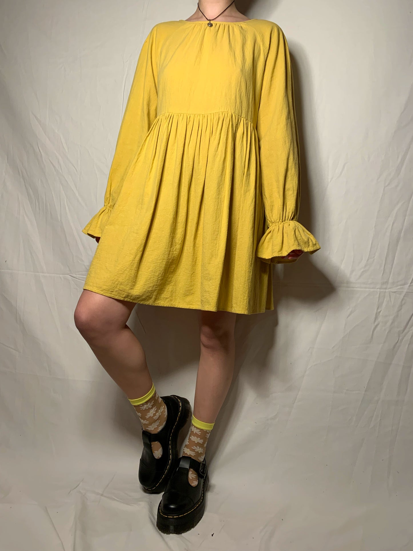 Robe jaune manches évasées T.S/M