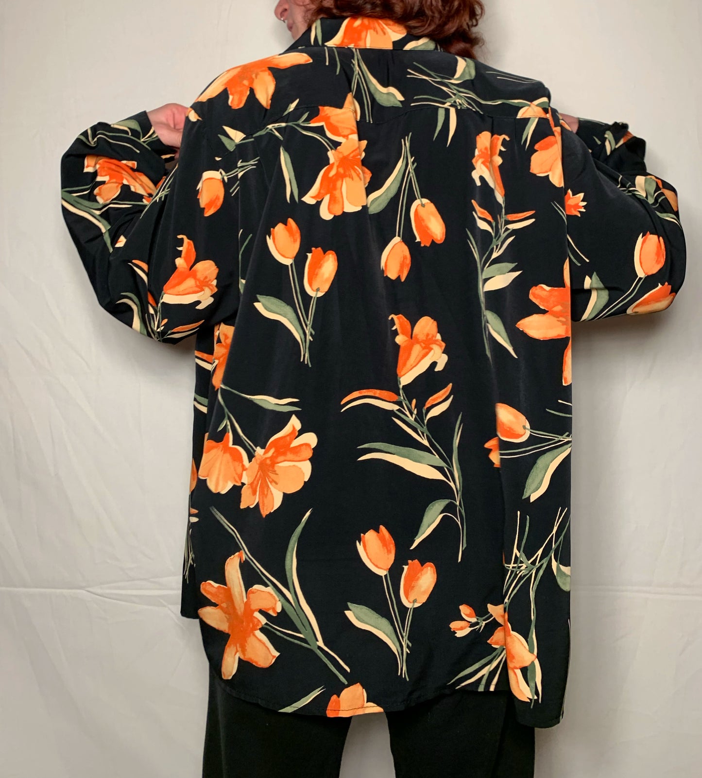 Chemise fleurie à manches longues T.XL