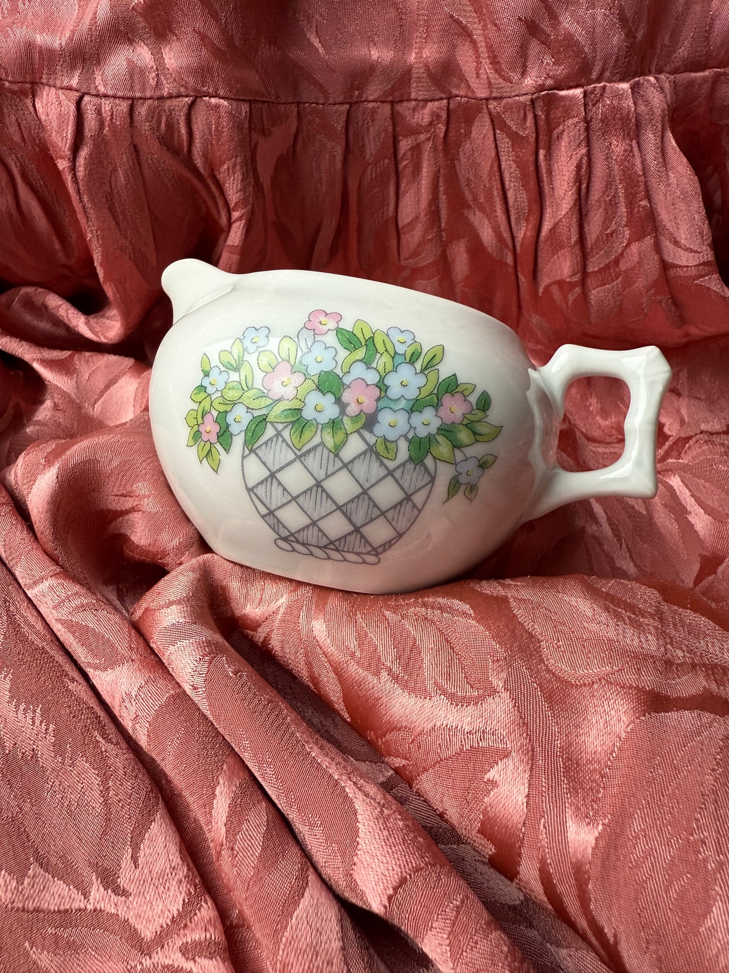 Pot à lait / crème / sauce en porcelaine Jacques Coeur France