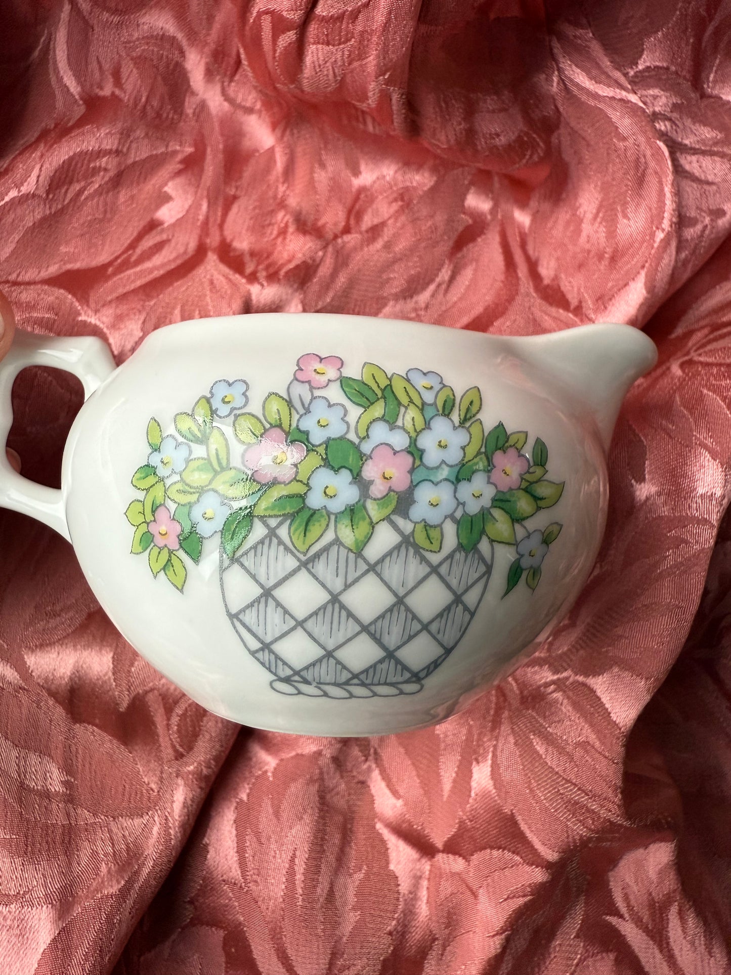Pot à lait / crème / sauce en porcelaine Jacques Coeur France