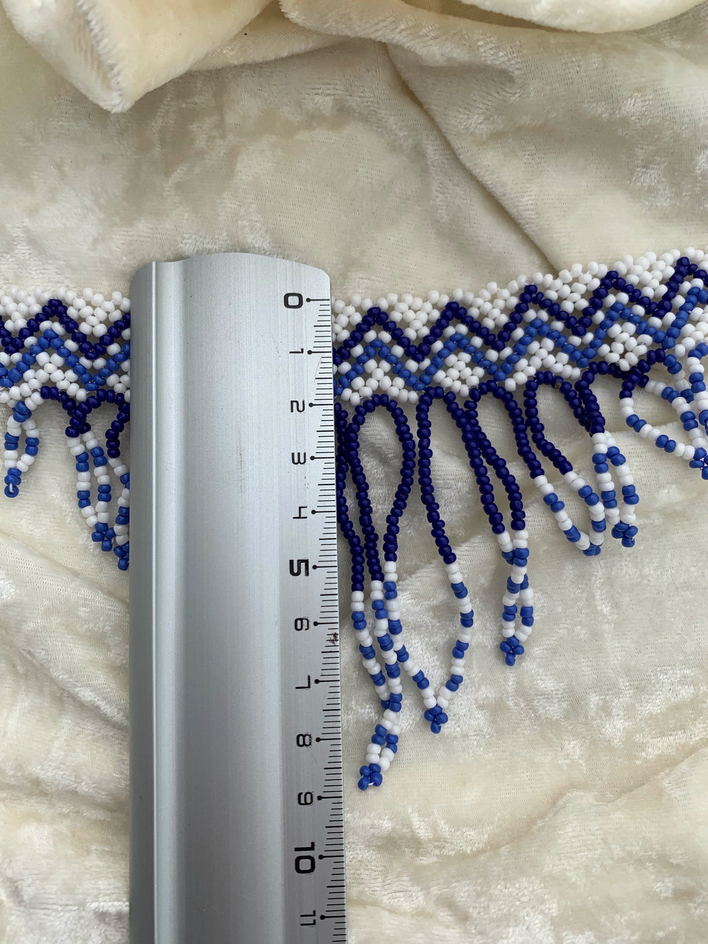 Collier en perles ras de cou