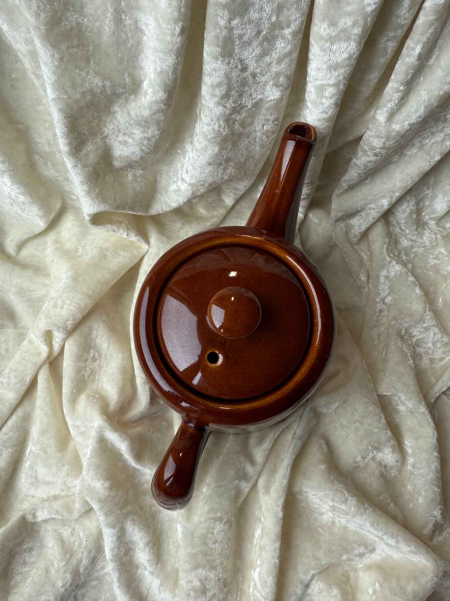 Théière vintage marron en céramique