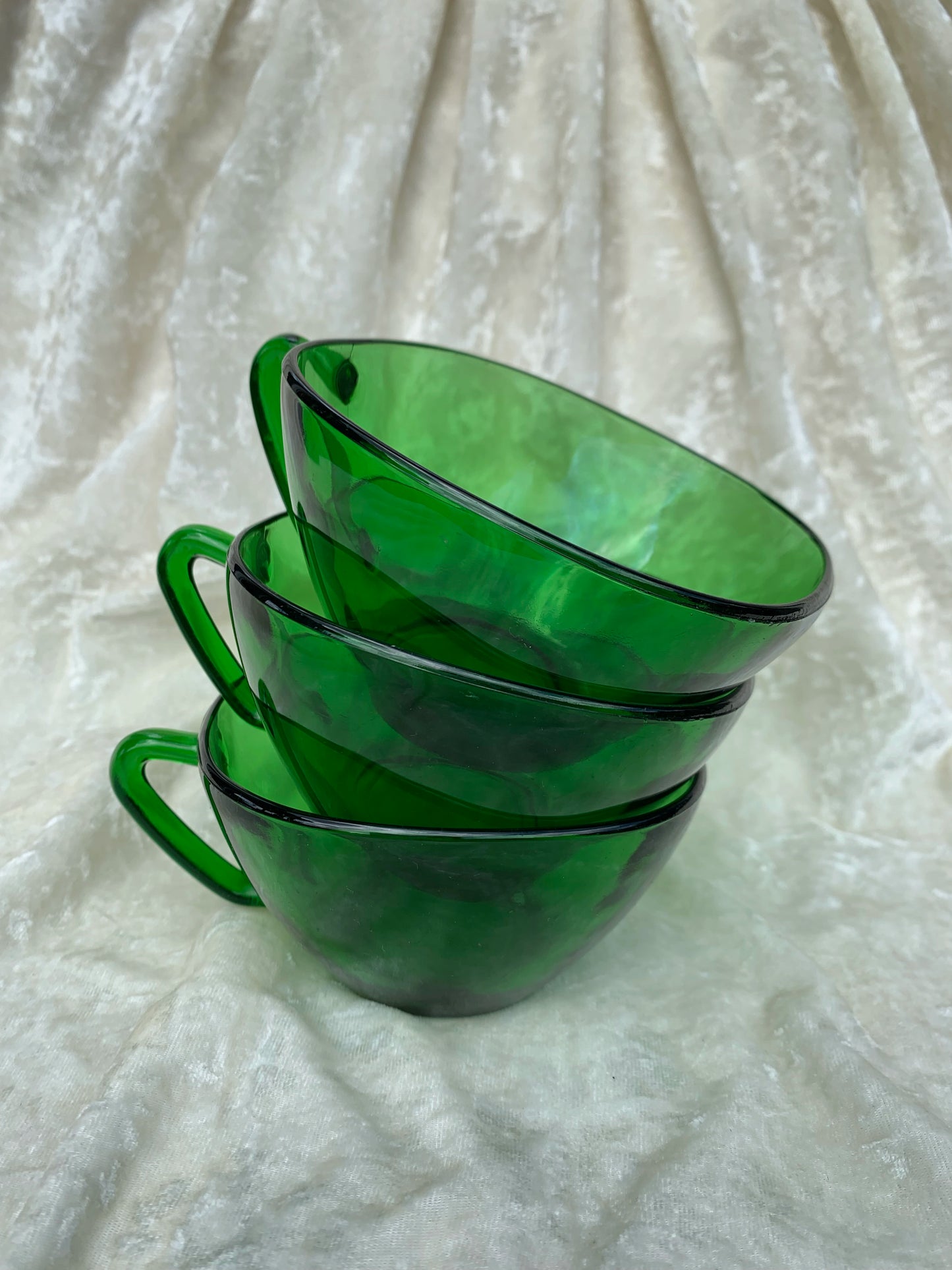 Cinq tasses Vereco 70's
