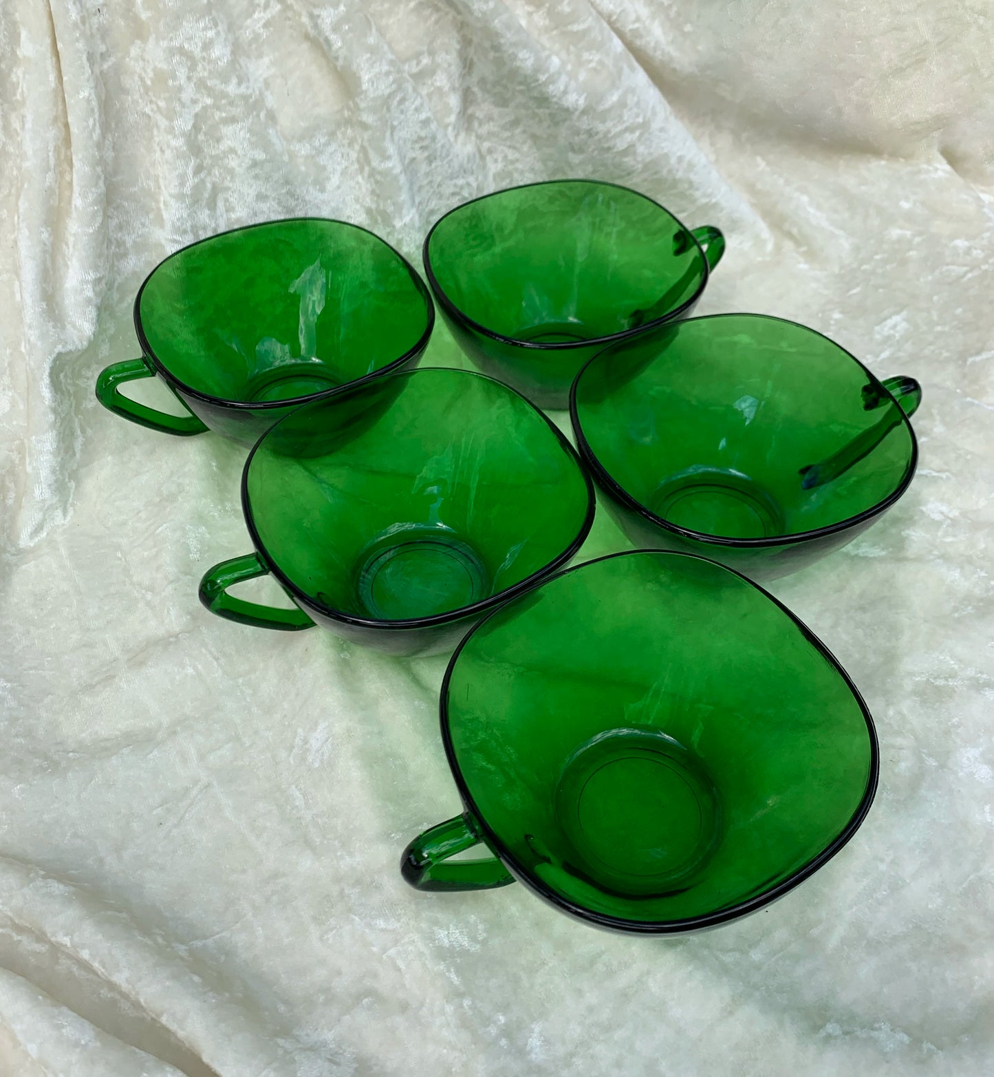 Cinq tasses Vereco 70's