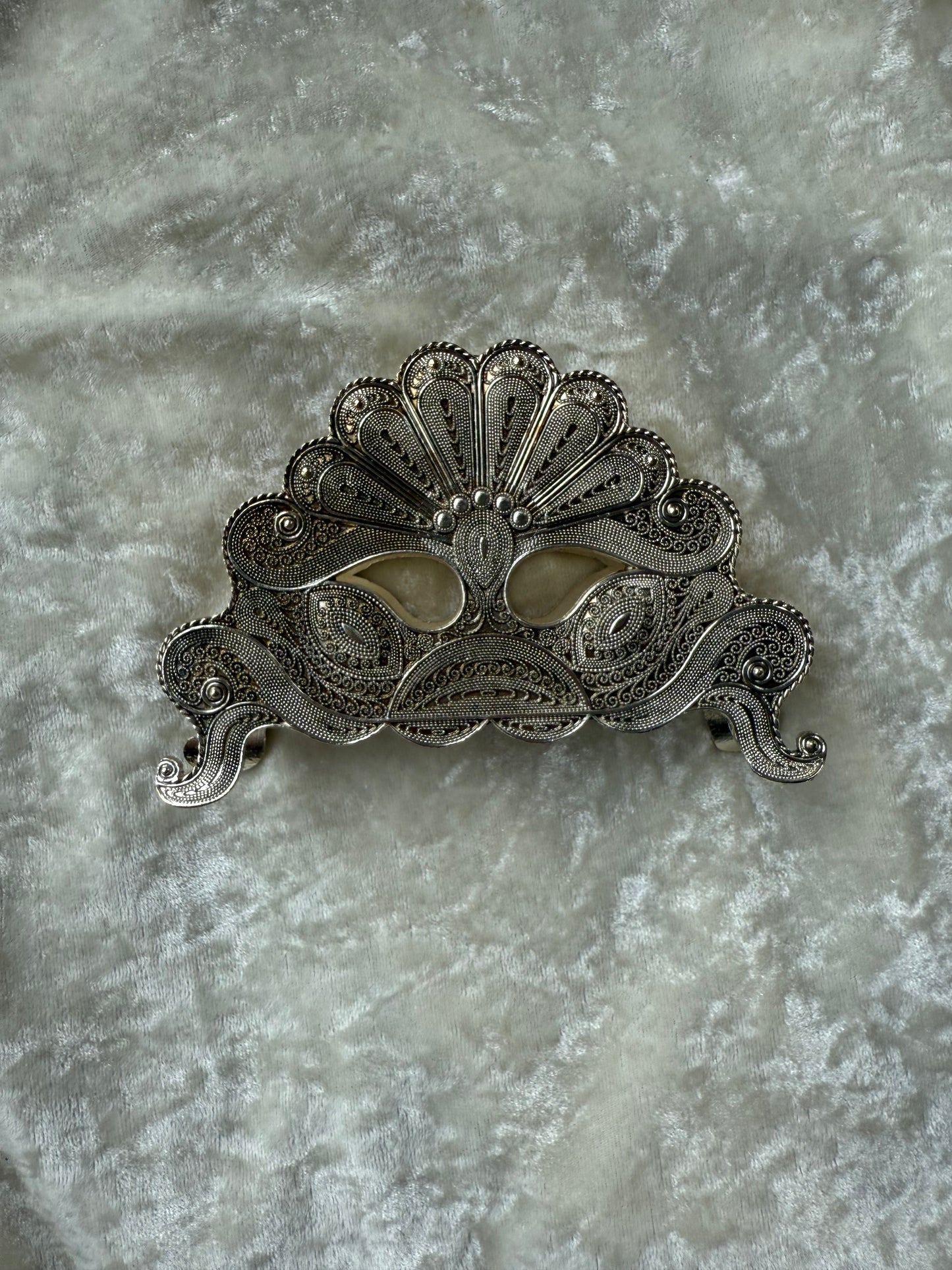 Porte-lettre vintage en métal