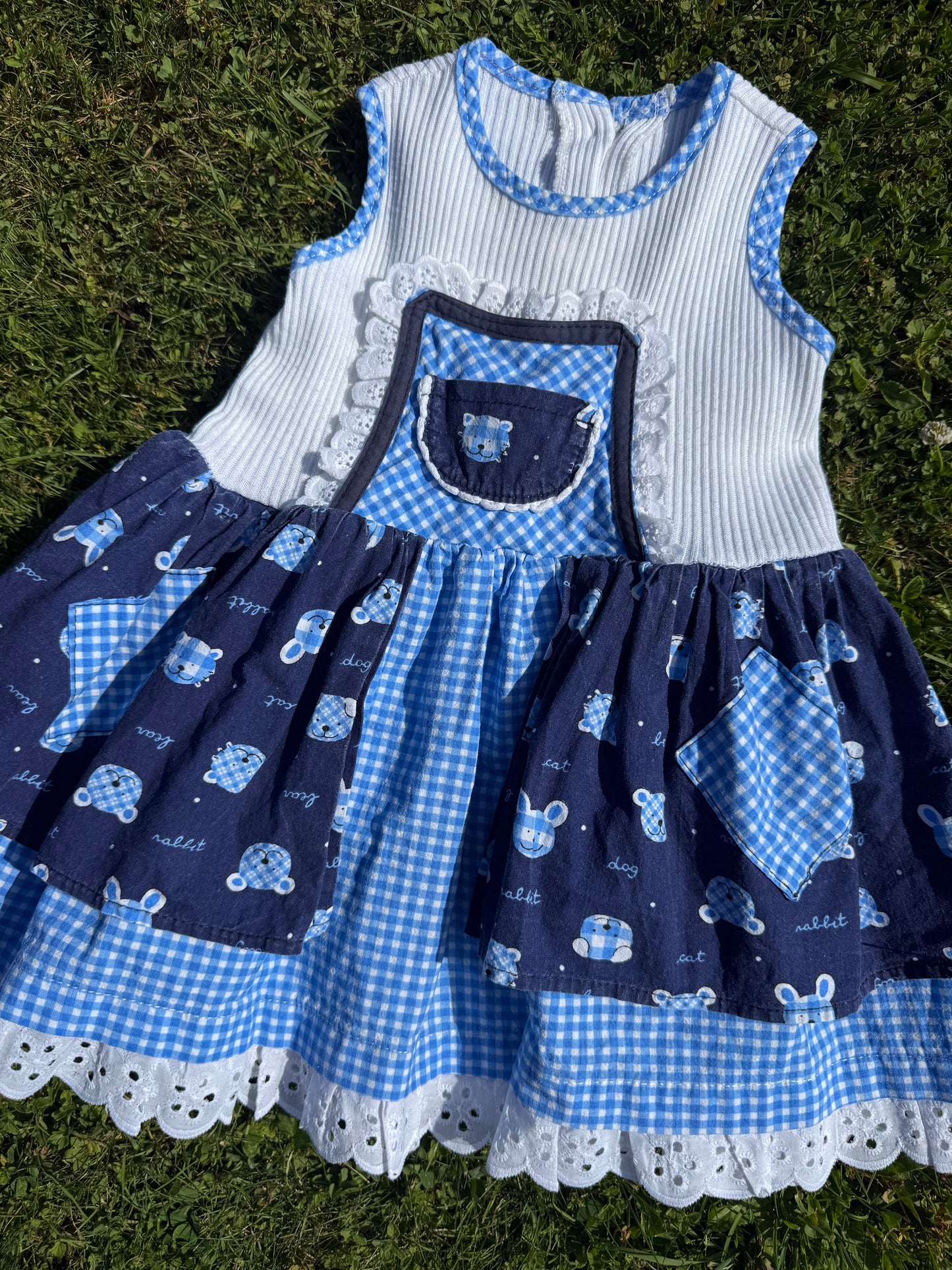 Robe bébé vintage à volants fabriquée en France T.6-12 mois