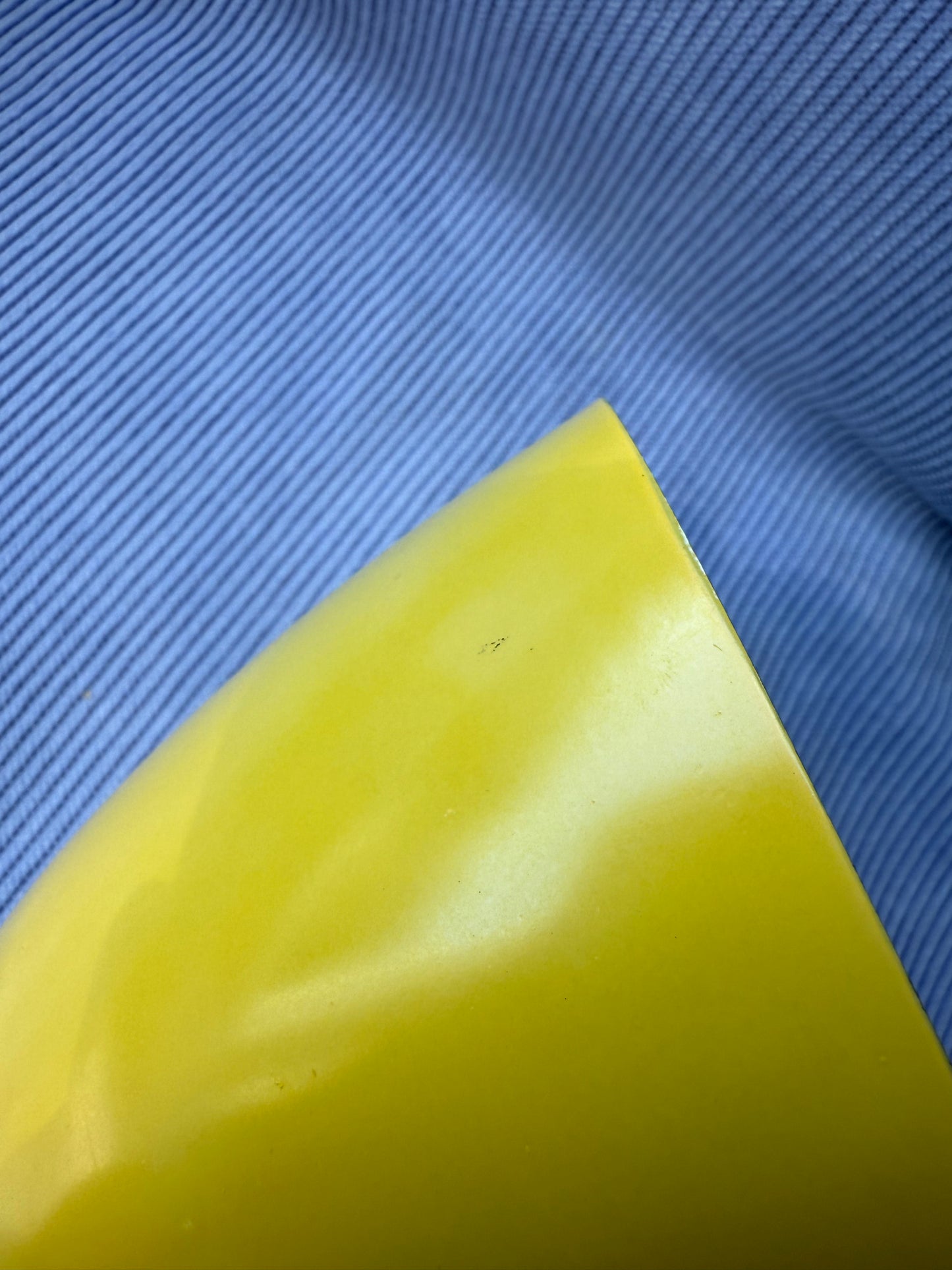 Lampe cocotte jaune Igor Paris