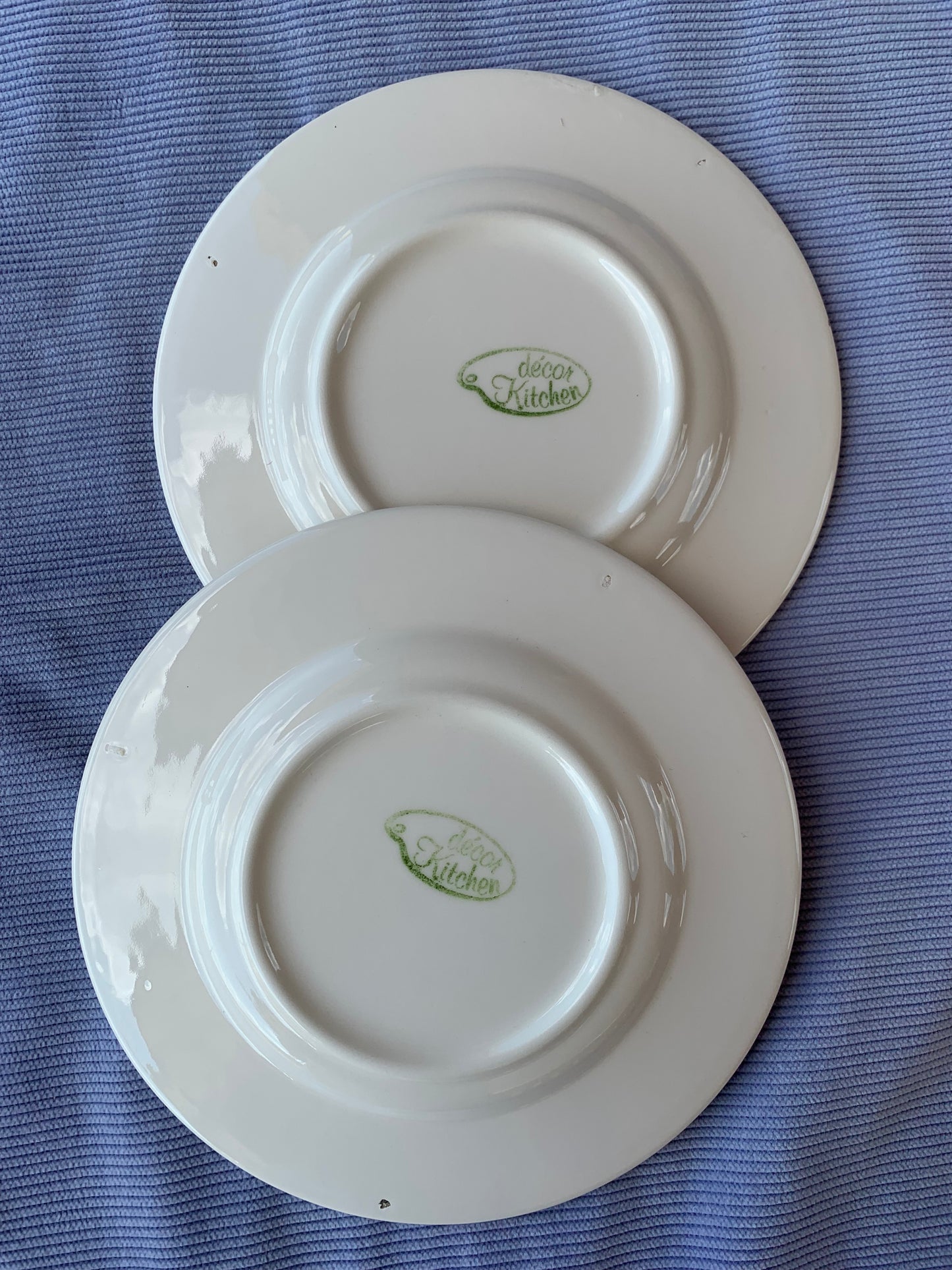 Deux assiettes pommes vintage