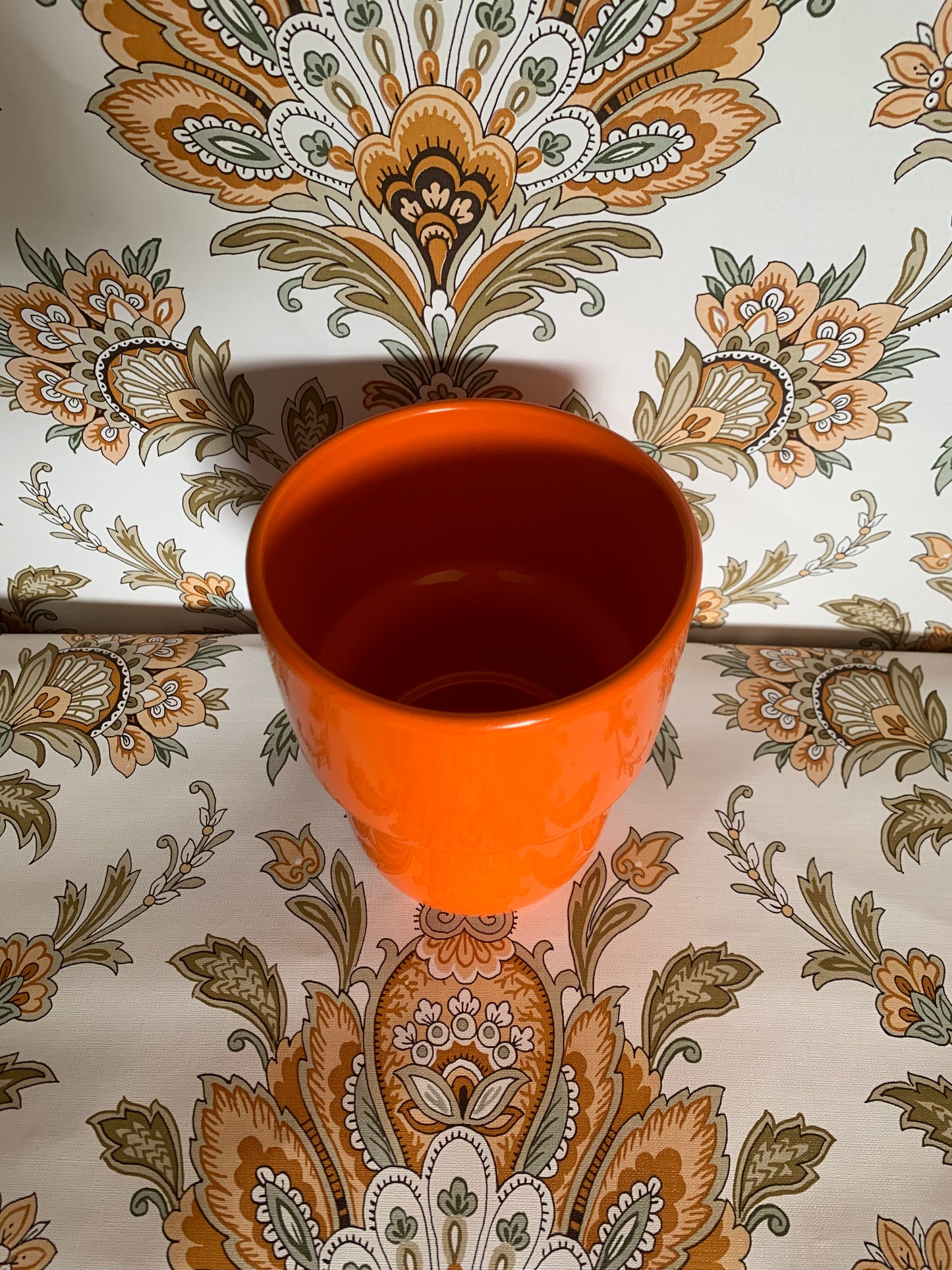 Vase orange rétro