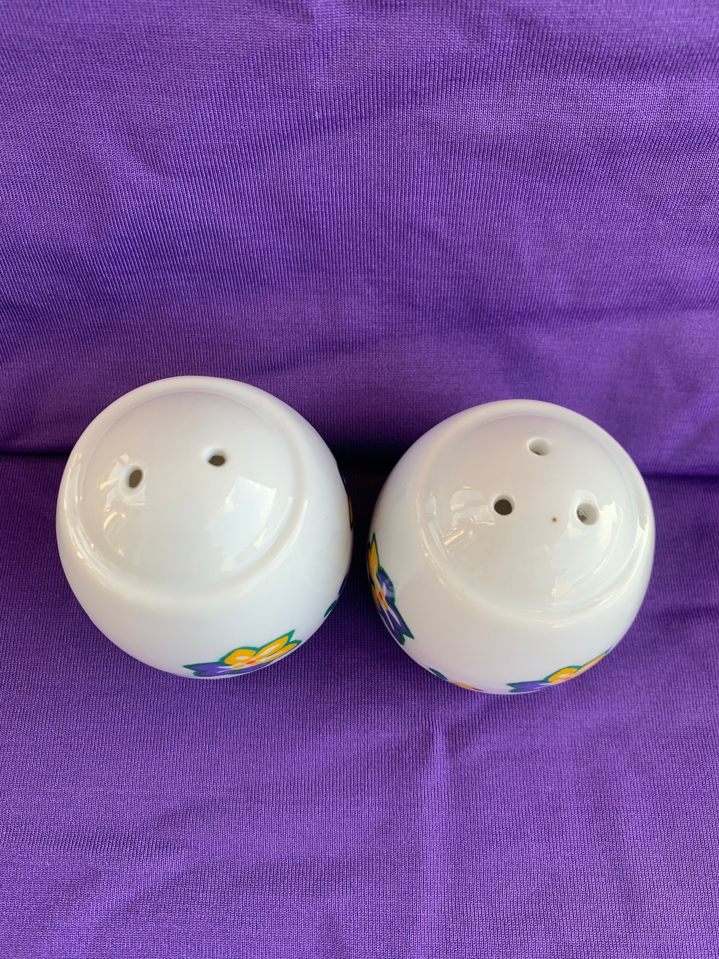 Salière & poivrière en porcelaine Françoise Saget