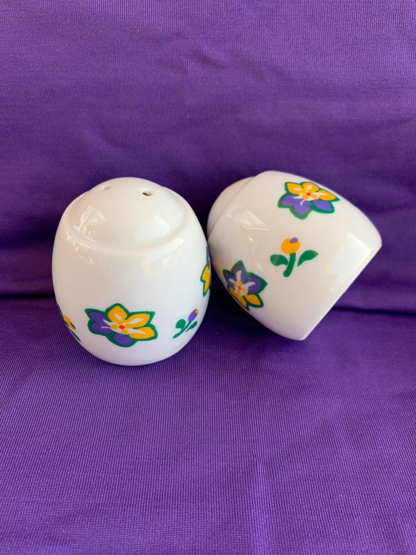 Salière & poivrière en porcelaine Françoise Saget
