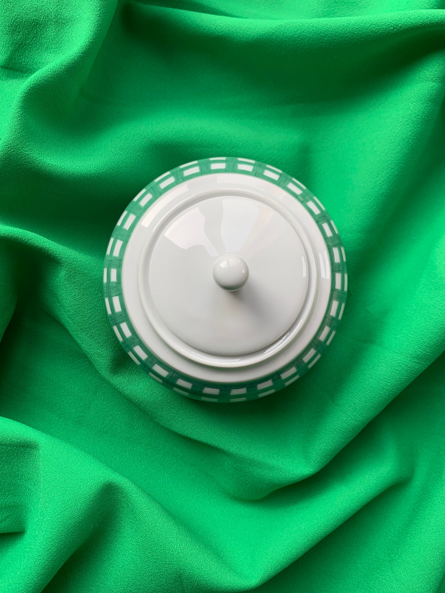 Sucrier Guy Degrenne "Decor Pareo Vert" en porcelaine