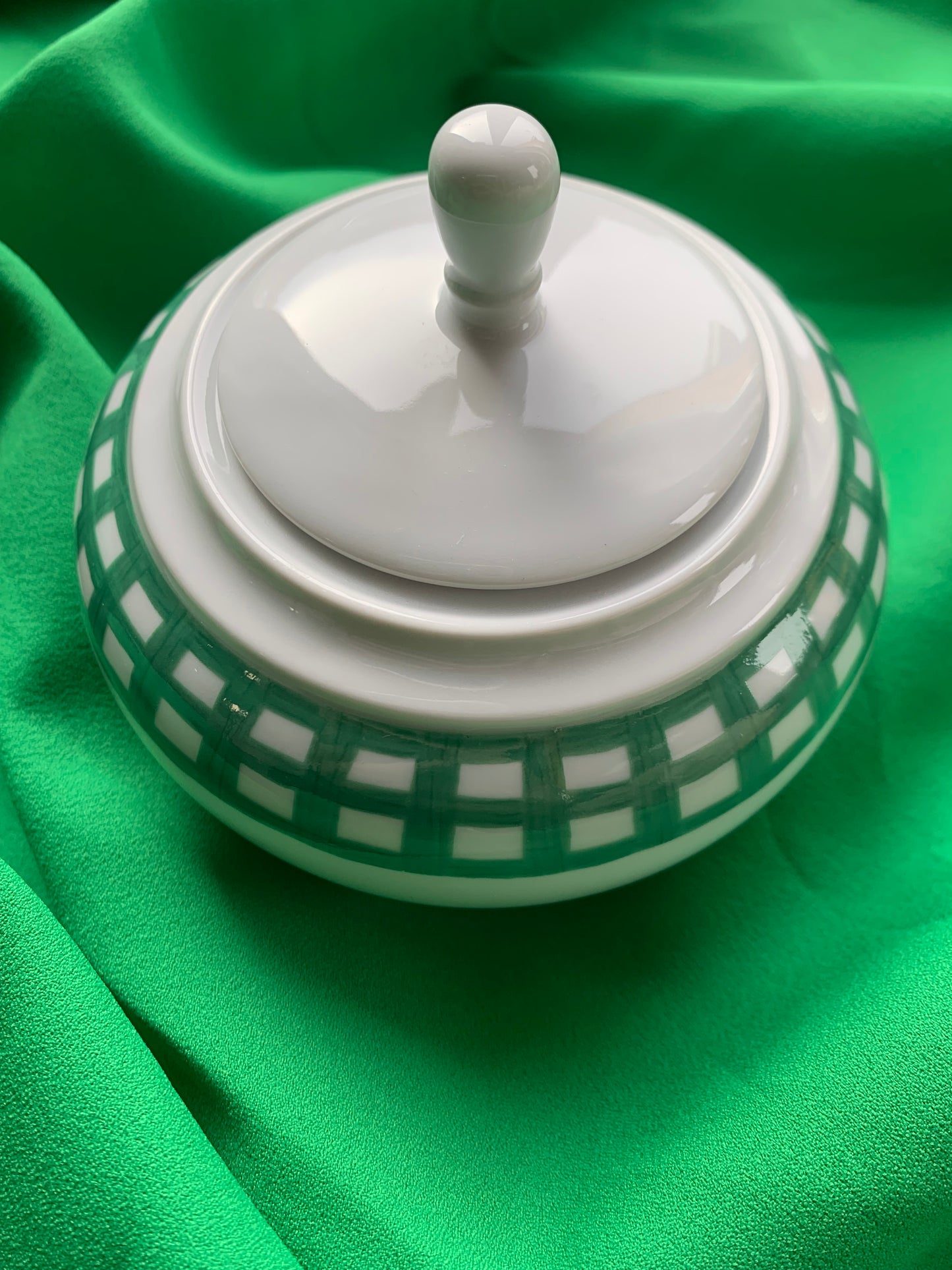 Sucrier Guy Degrenne "Decor Pareo Vert" en porcelaine