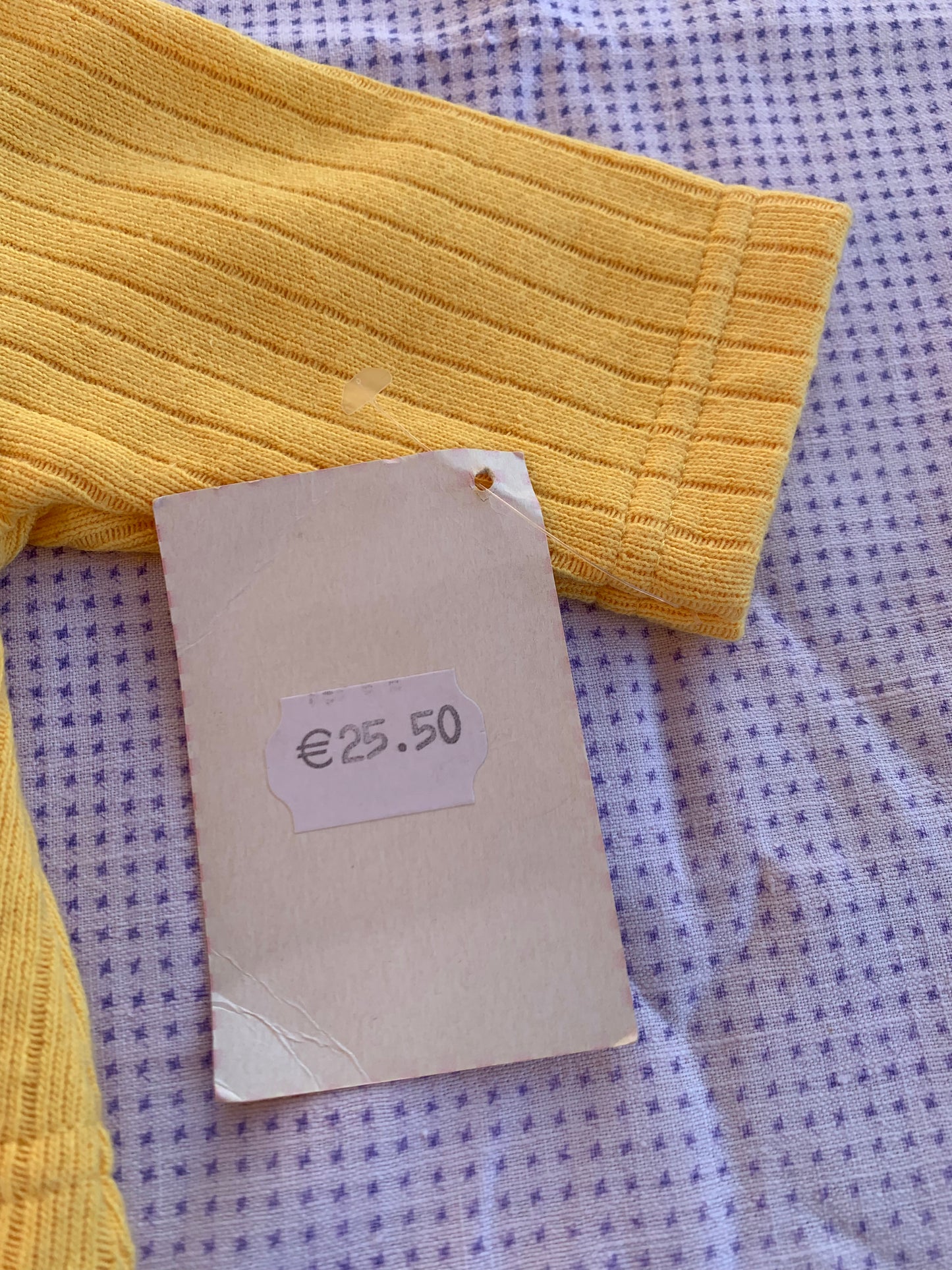 Petit gilet jaune neuf avec broderie Tapioca T.3 mois