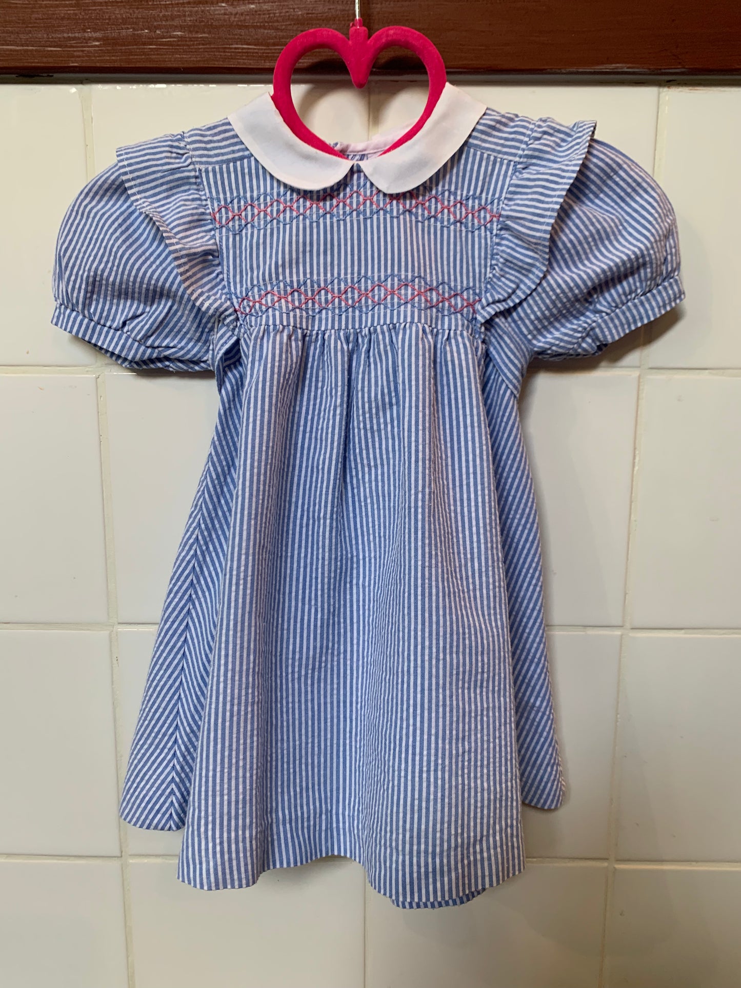 Robe vintage nouée dans le dos vintage T.6 mois