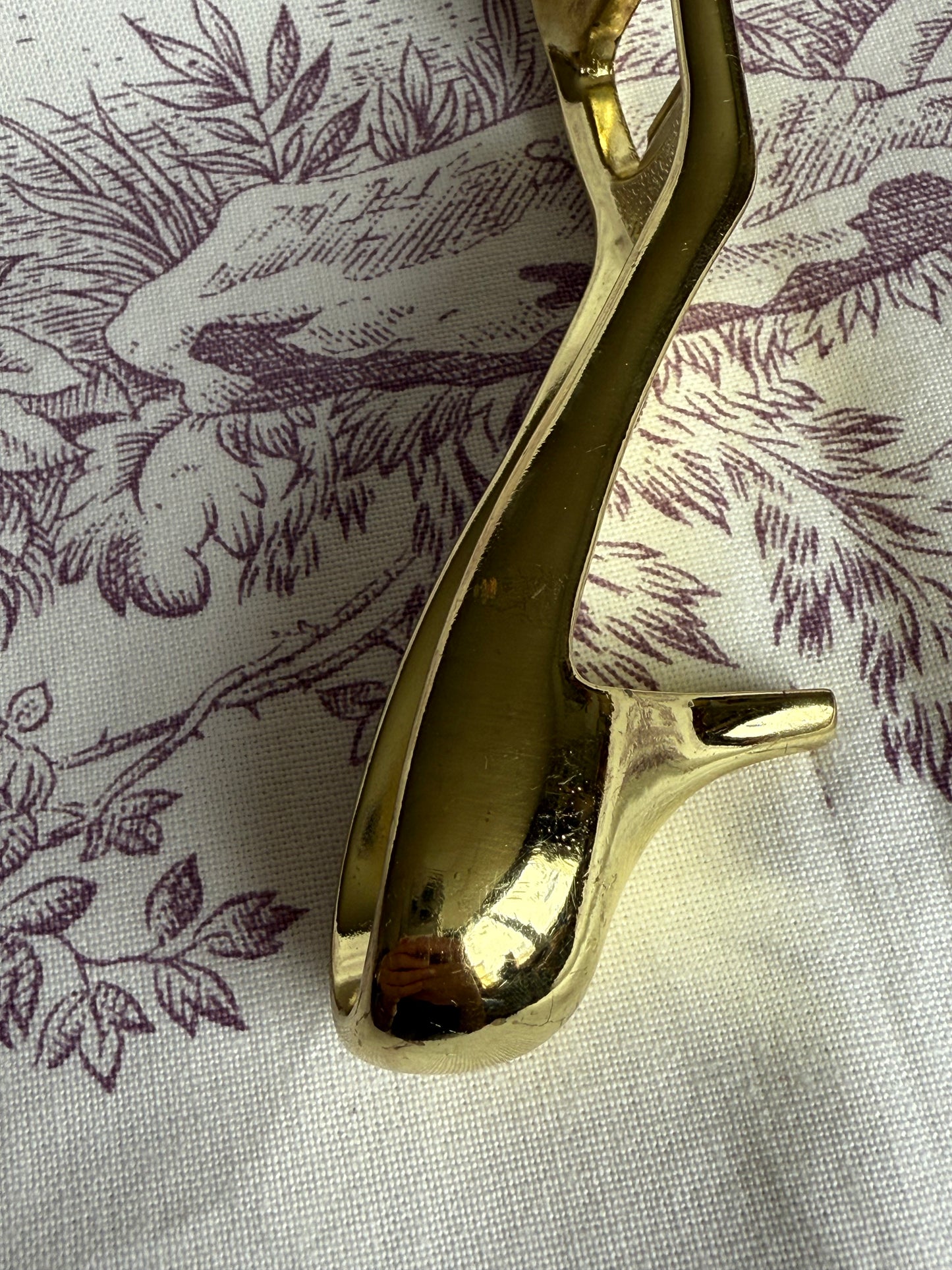 Décapsuleur escarpin en métal doré vintage