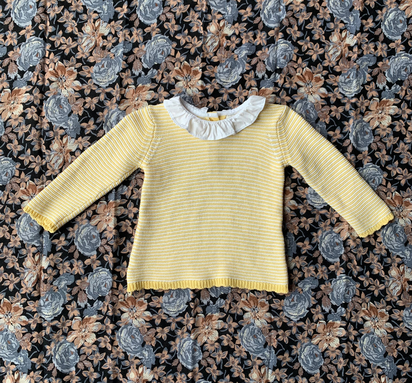 Pull Cyrillus Paris T.6 mois