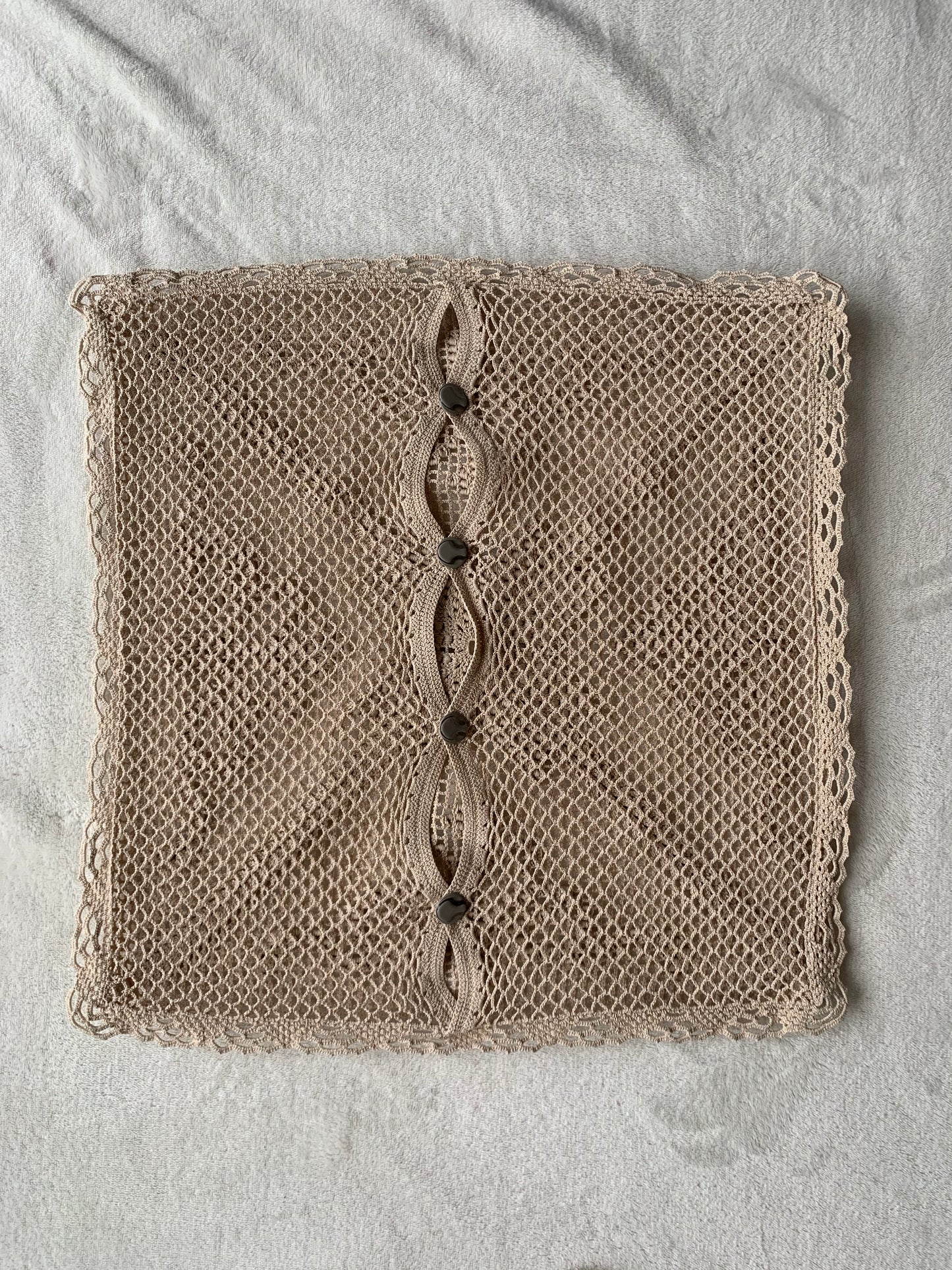 Housse de coussin en crochet