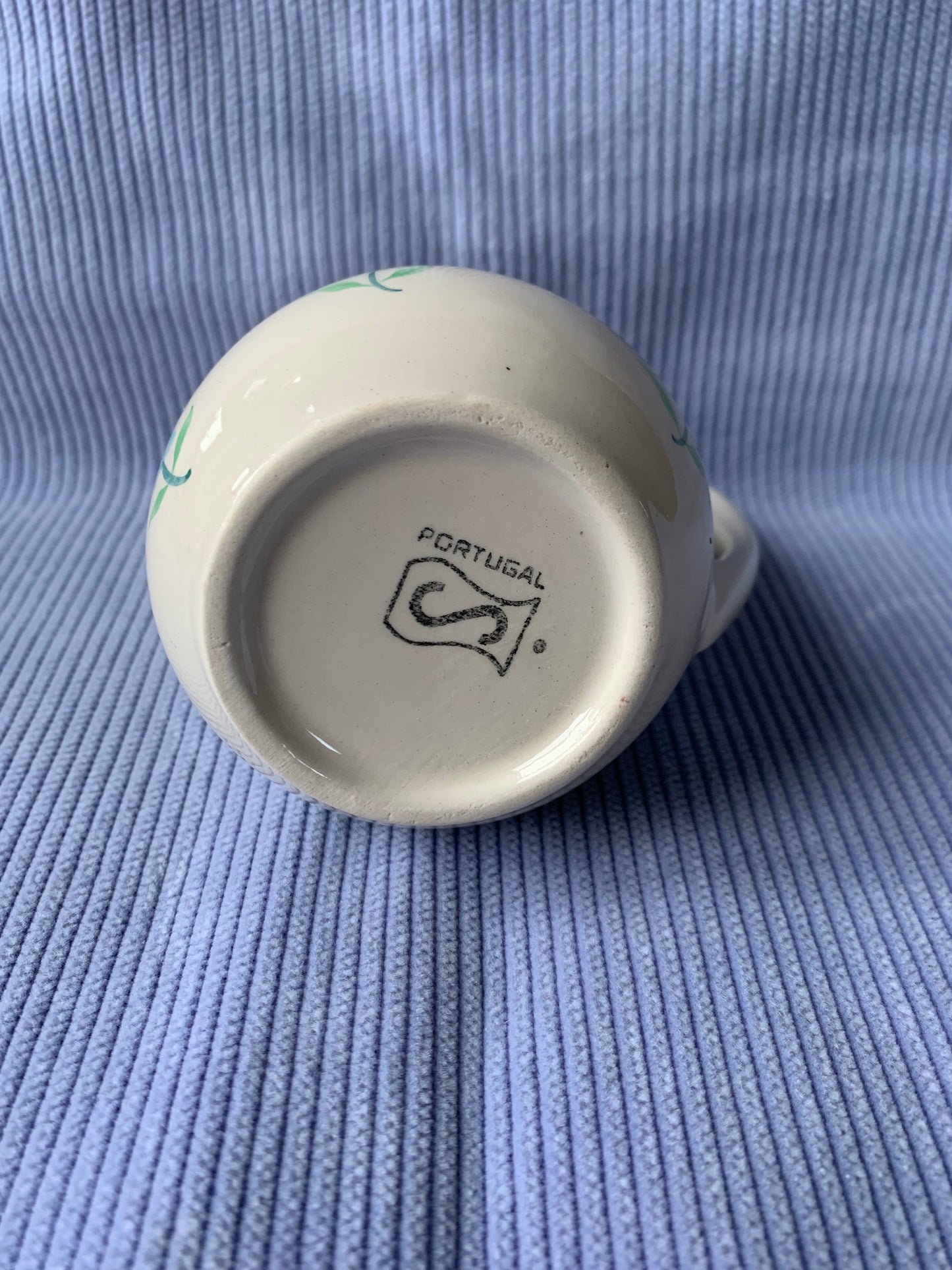Petit pot à lait fleuri en céramique