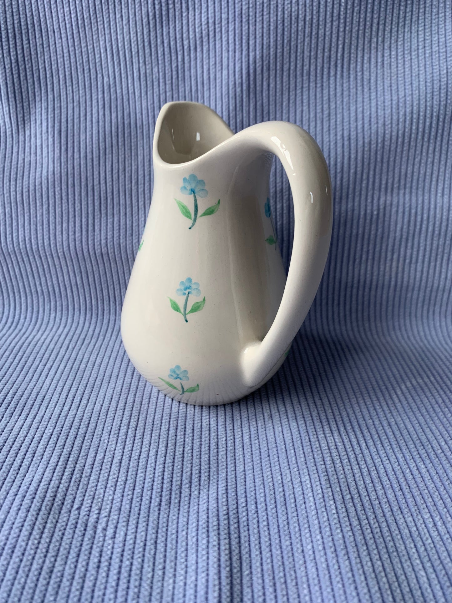 Petit pot à lait fleuri en céramique