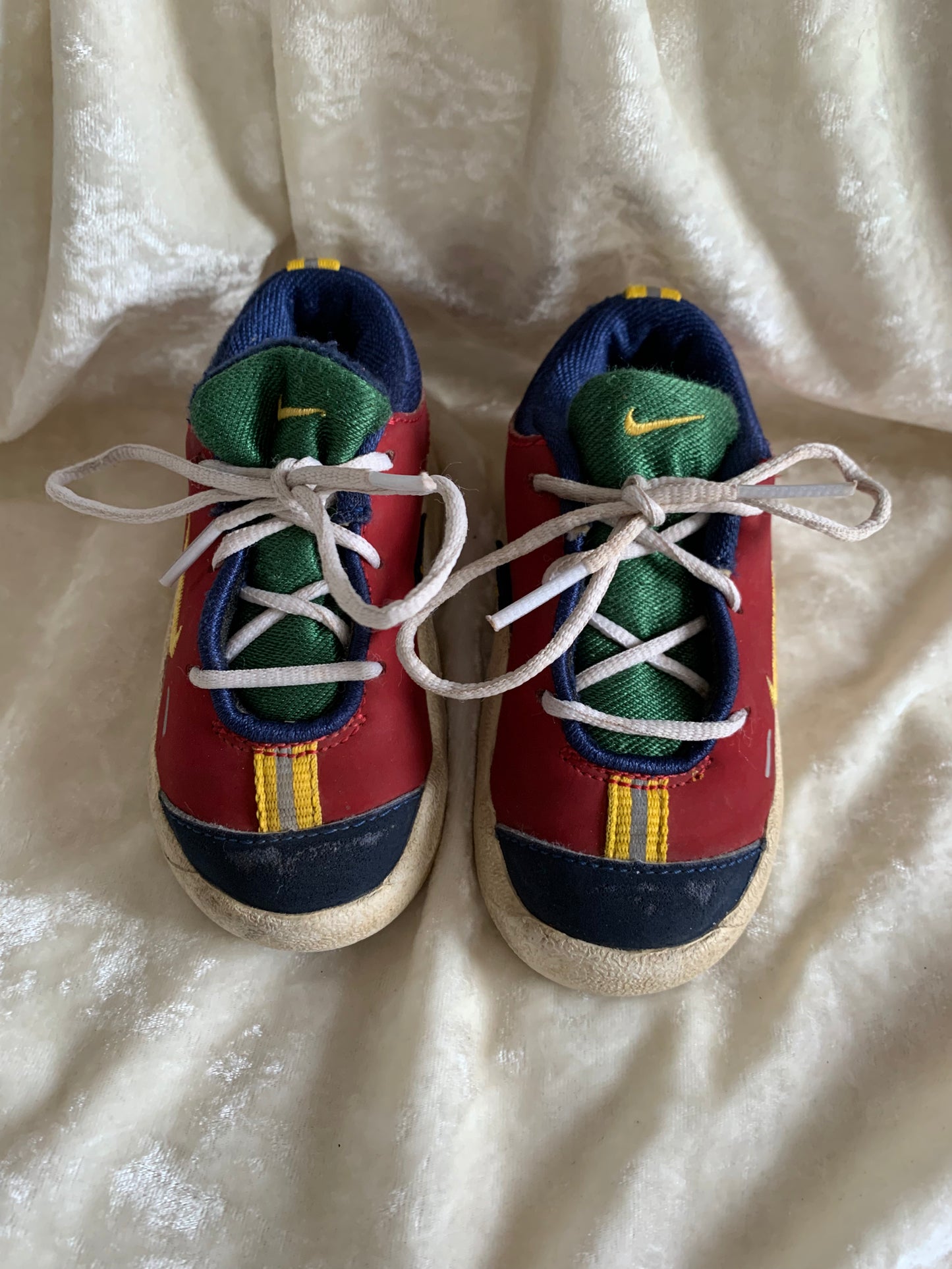 Sneakers Nike à lacets bébé T.22