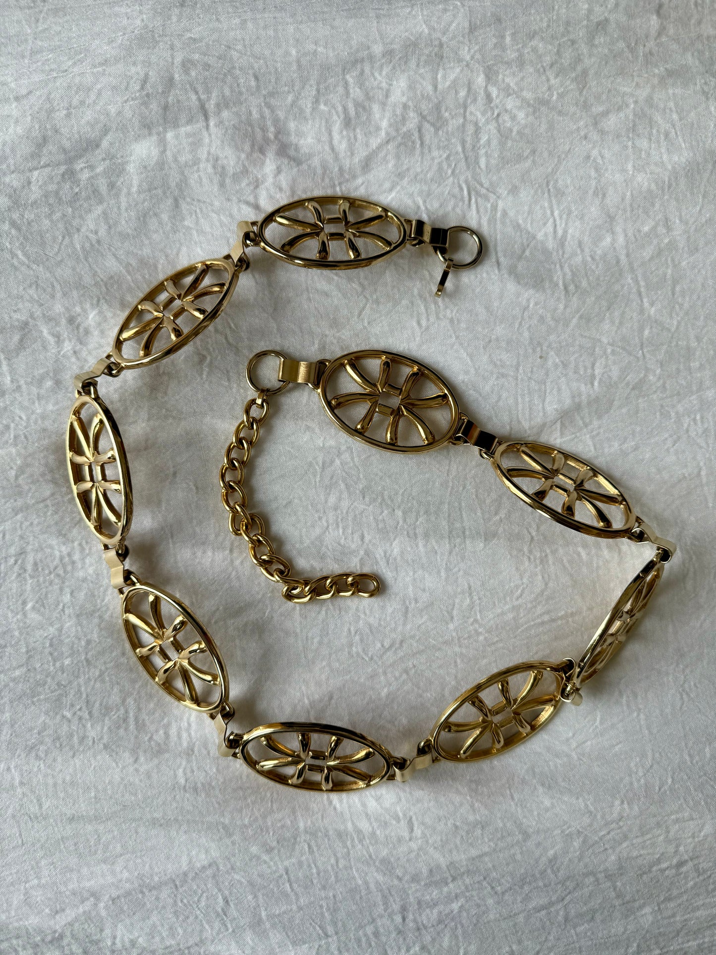 Ceinture chaîne en métal doré