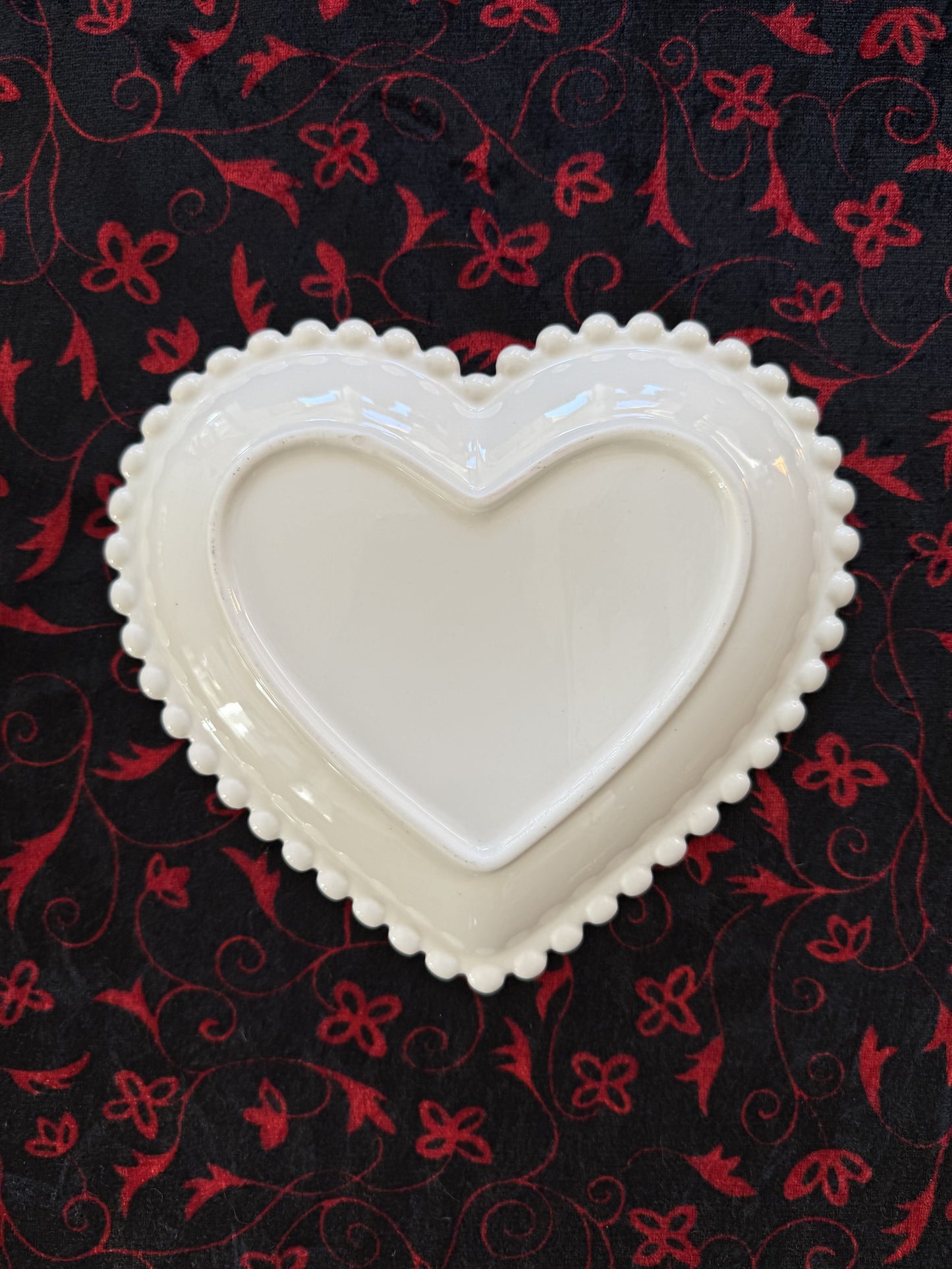 Assiette / vide poche coeur en céramique
