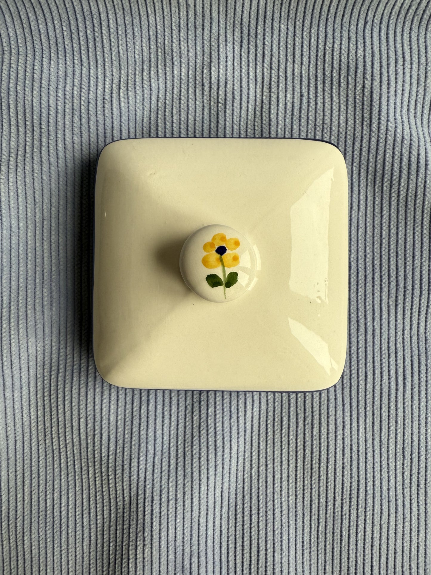 Boîte en céramique damier