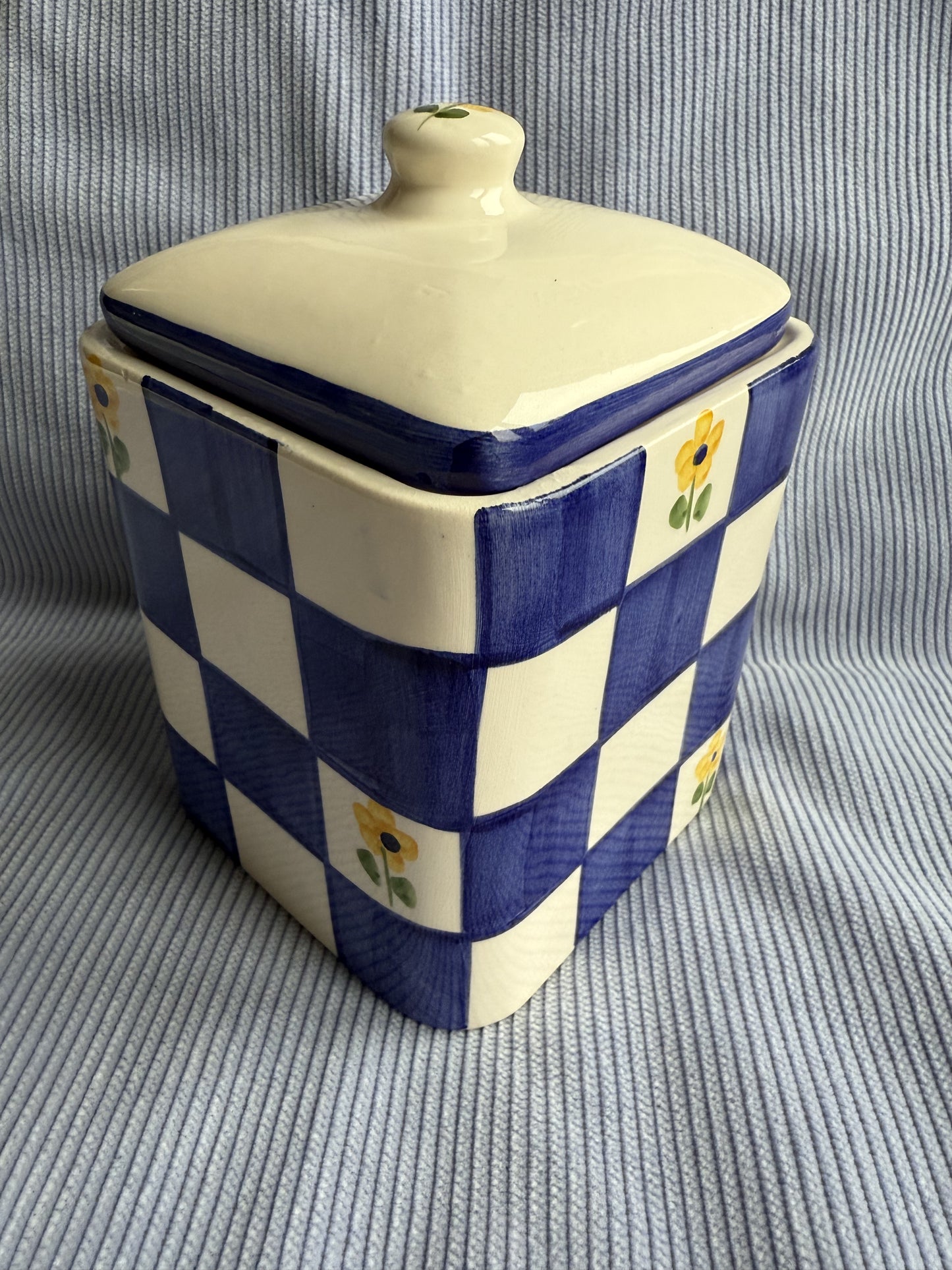 Boîte en céramique damier