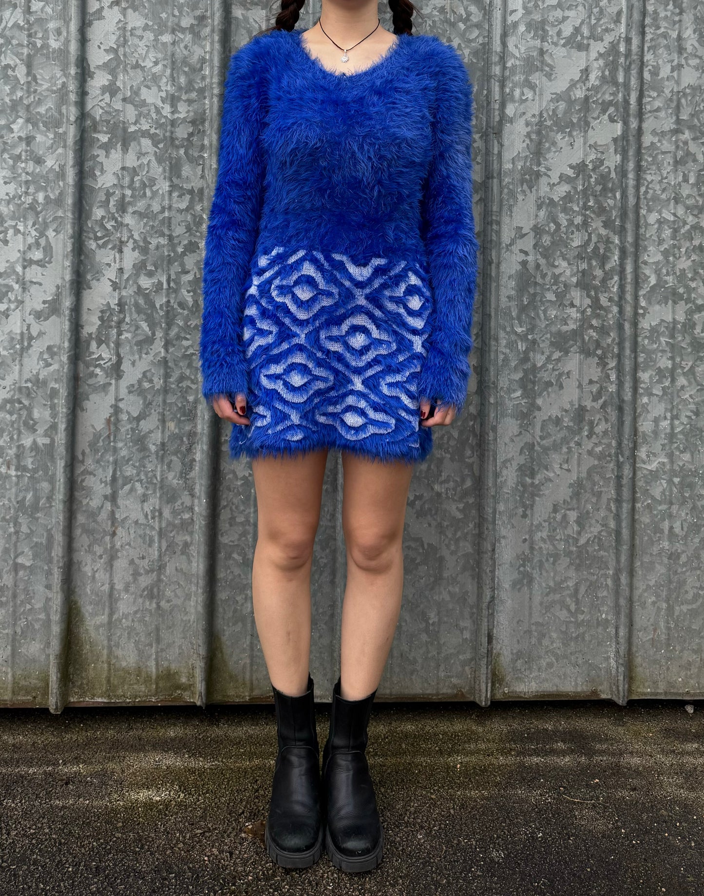 Robe bleue électrique à manches longues T.S à XL