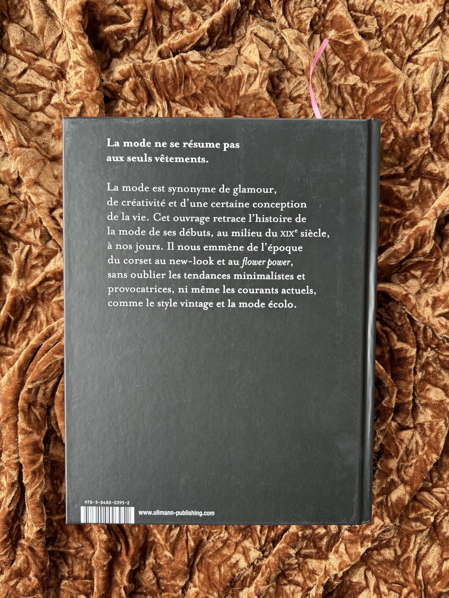Mode : 150 ans d'histoire, couturiers, stylistes, marques de Charlotte Seeling