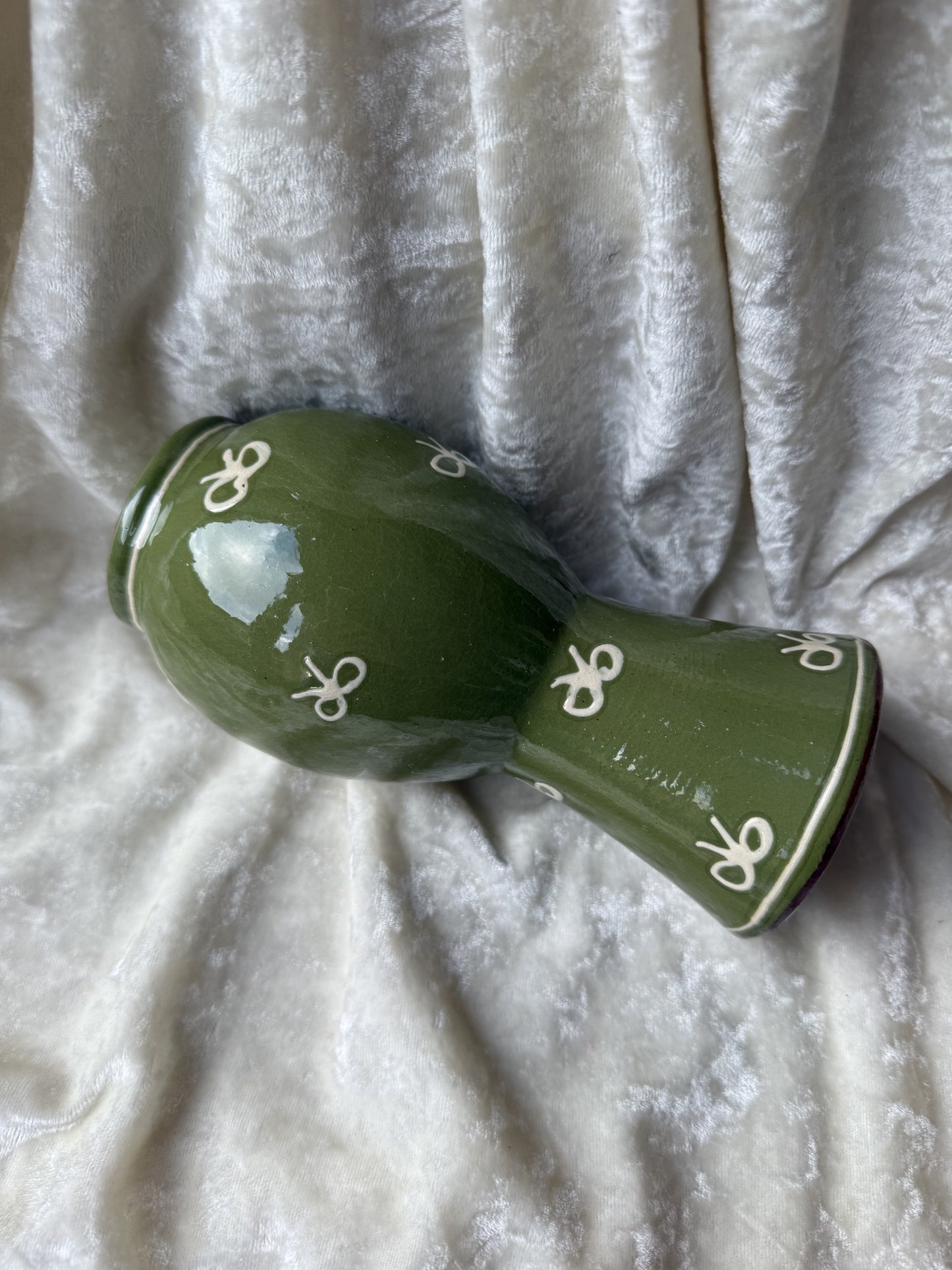 Vase en terre cuite petits noeuds