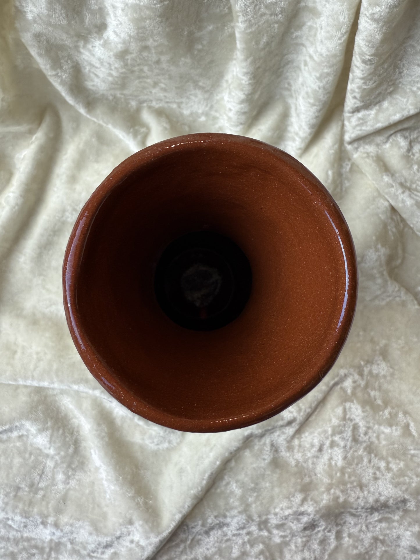 Vase en terre cuite petits noeuds