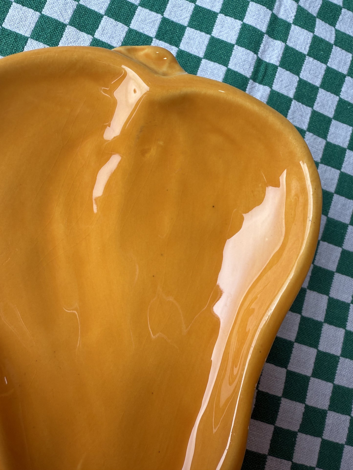 Coupelle / vide poche poire en céramique