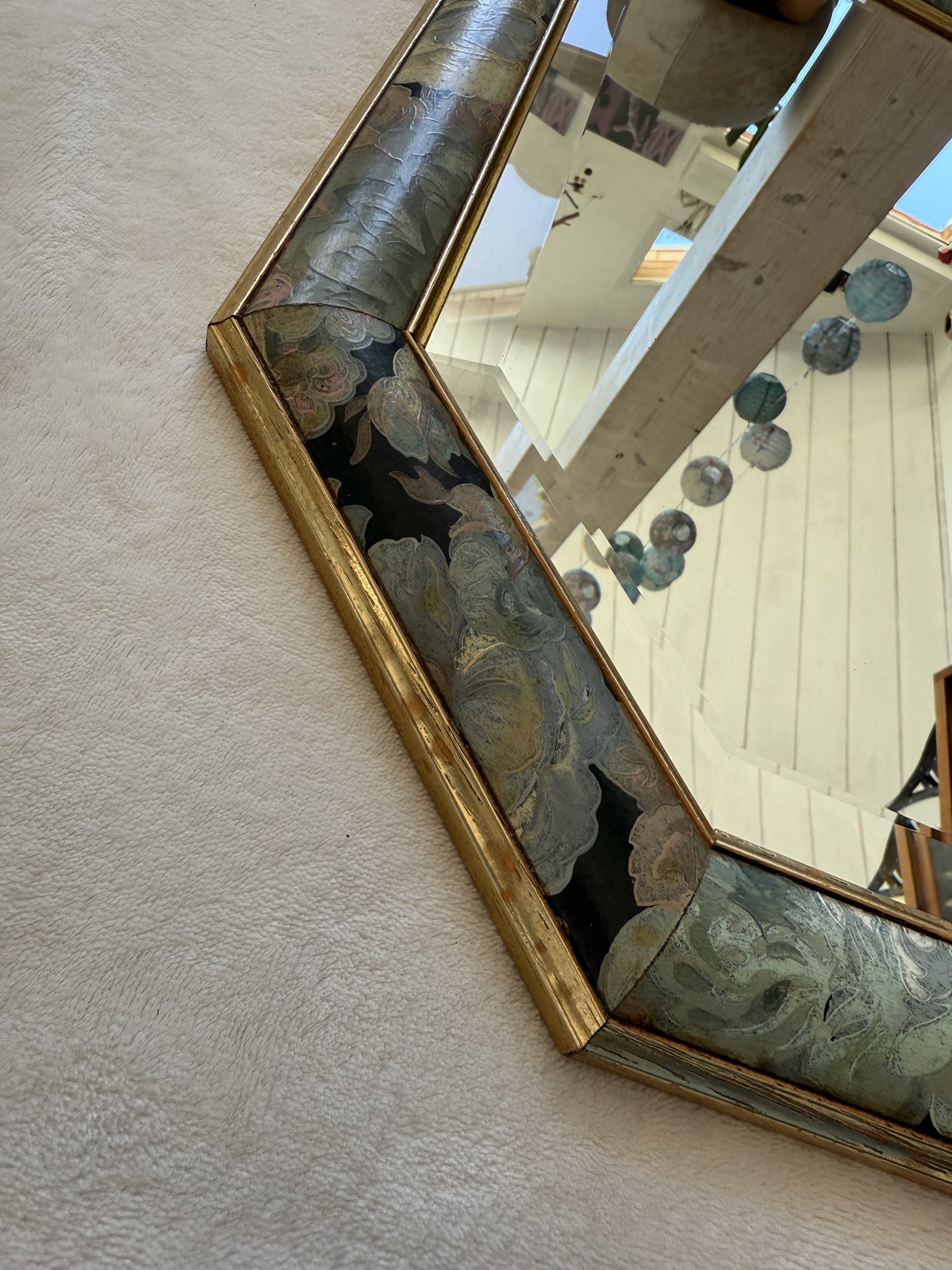 Grand miroir vintage octogonal en bois avec fleurs peintes à la main #2