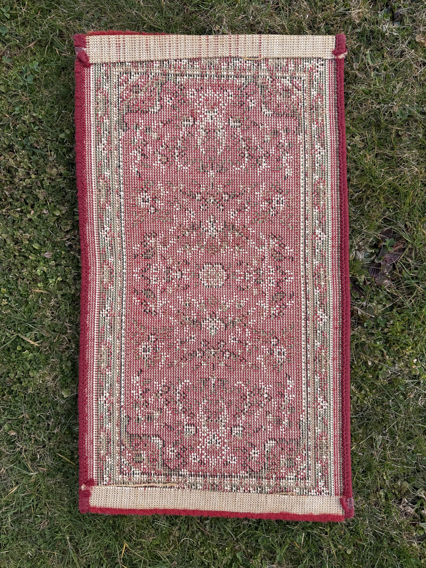 Petit tapis vintage