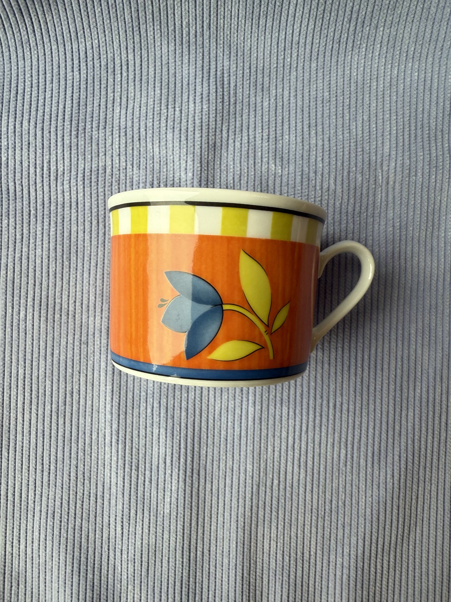 Quatre petites tasses vintage 15 cl