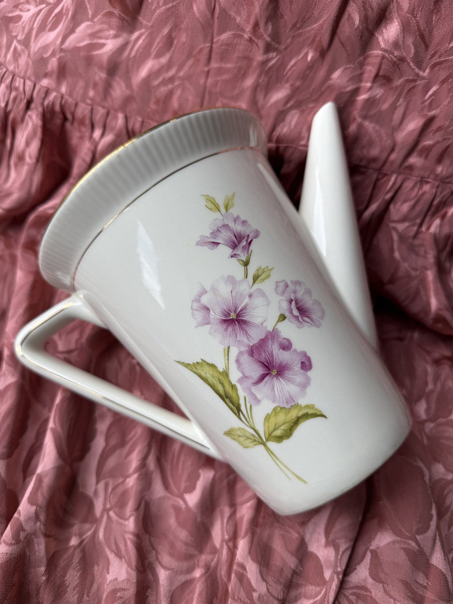 Théière en porcelaine Gien France modèle "Chevreuse"