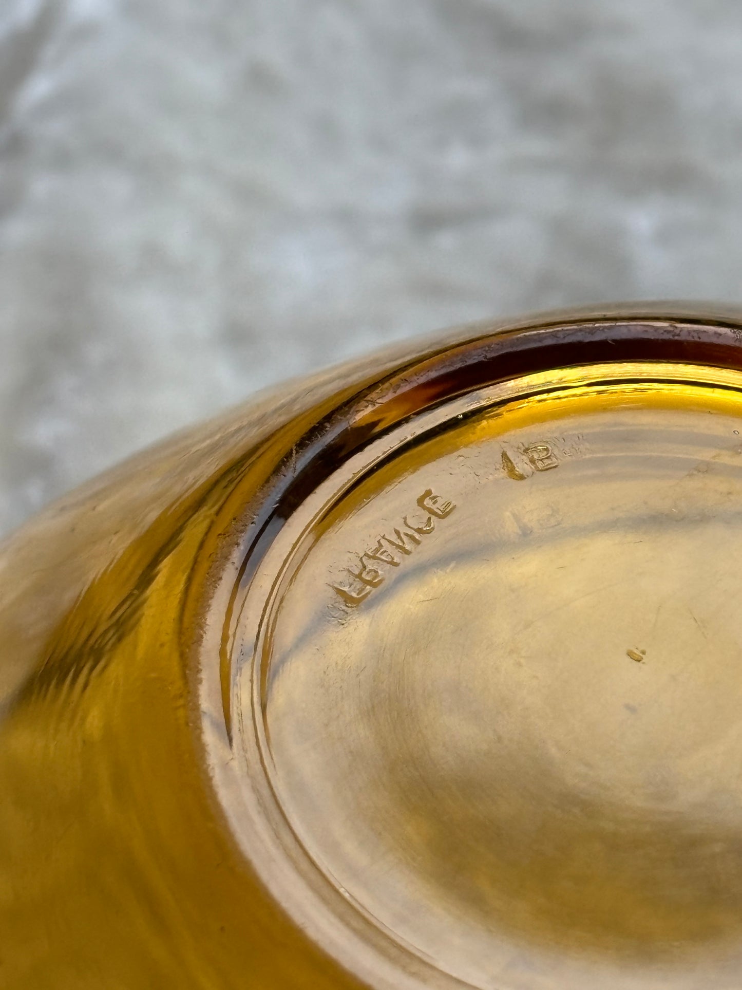 Quatre coupelles en verre ambré Vereco vintage