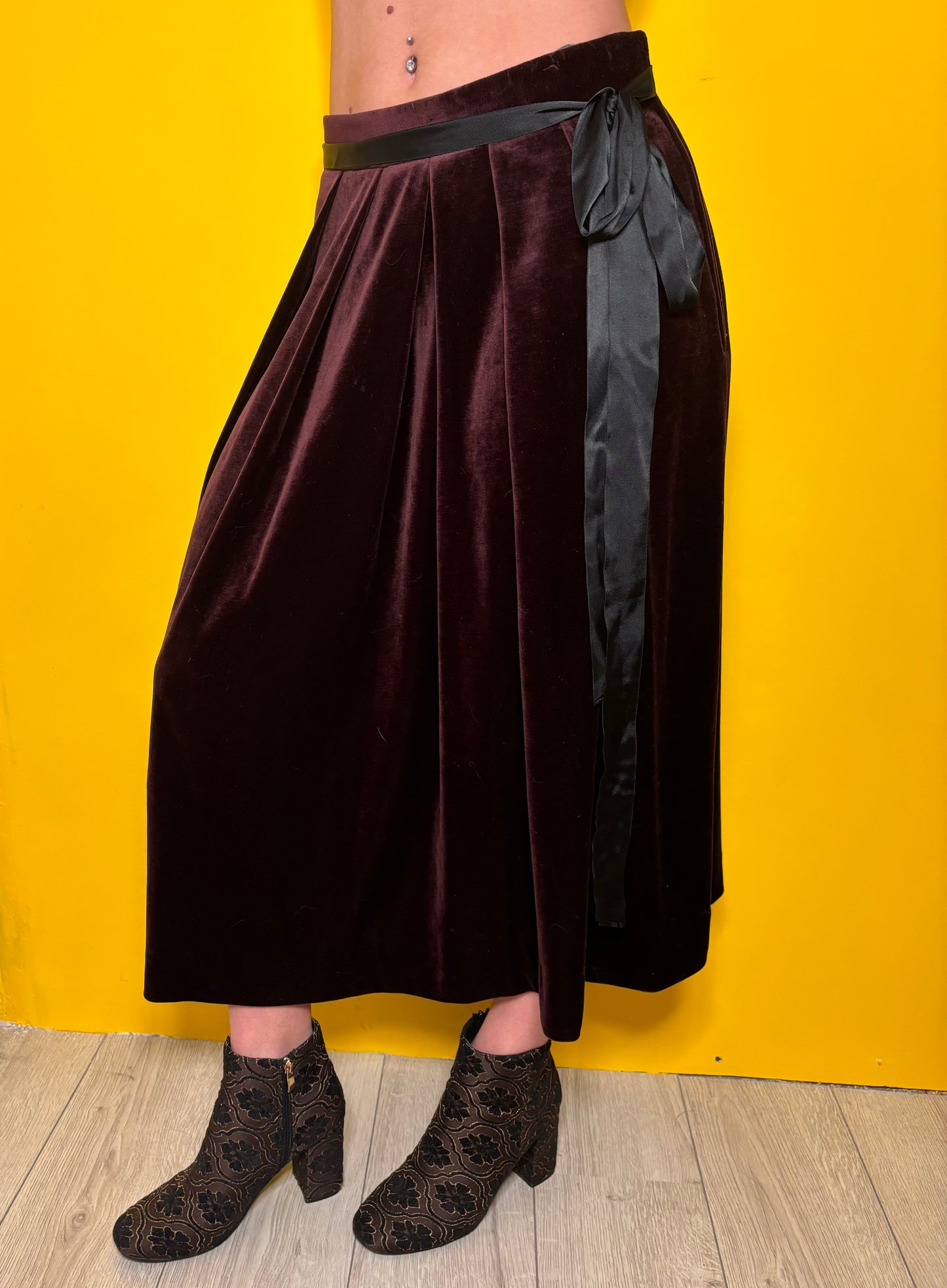 Jupe longue burgundy en velours avec ceinture satin Gérard Pasquier Paris T.44